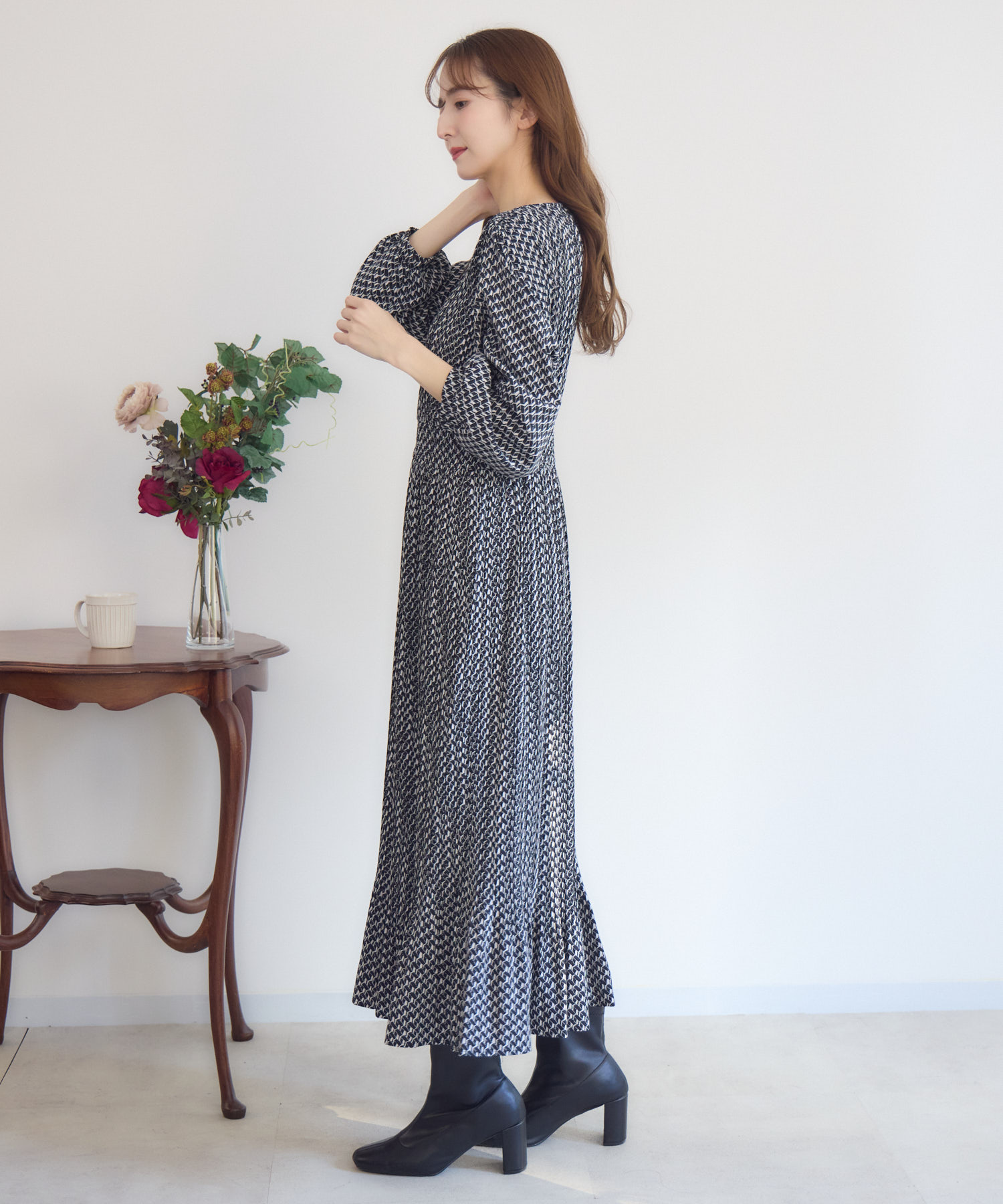 幾何プリントプリーツワンピース | IKG crossing