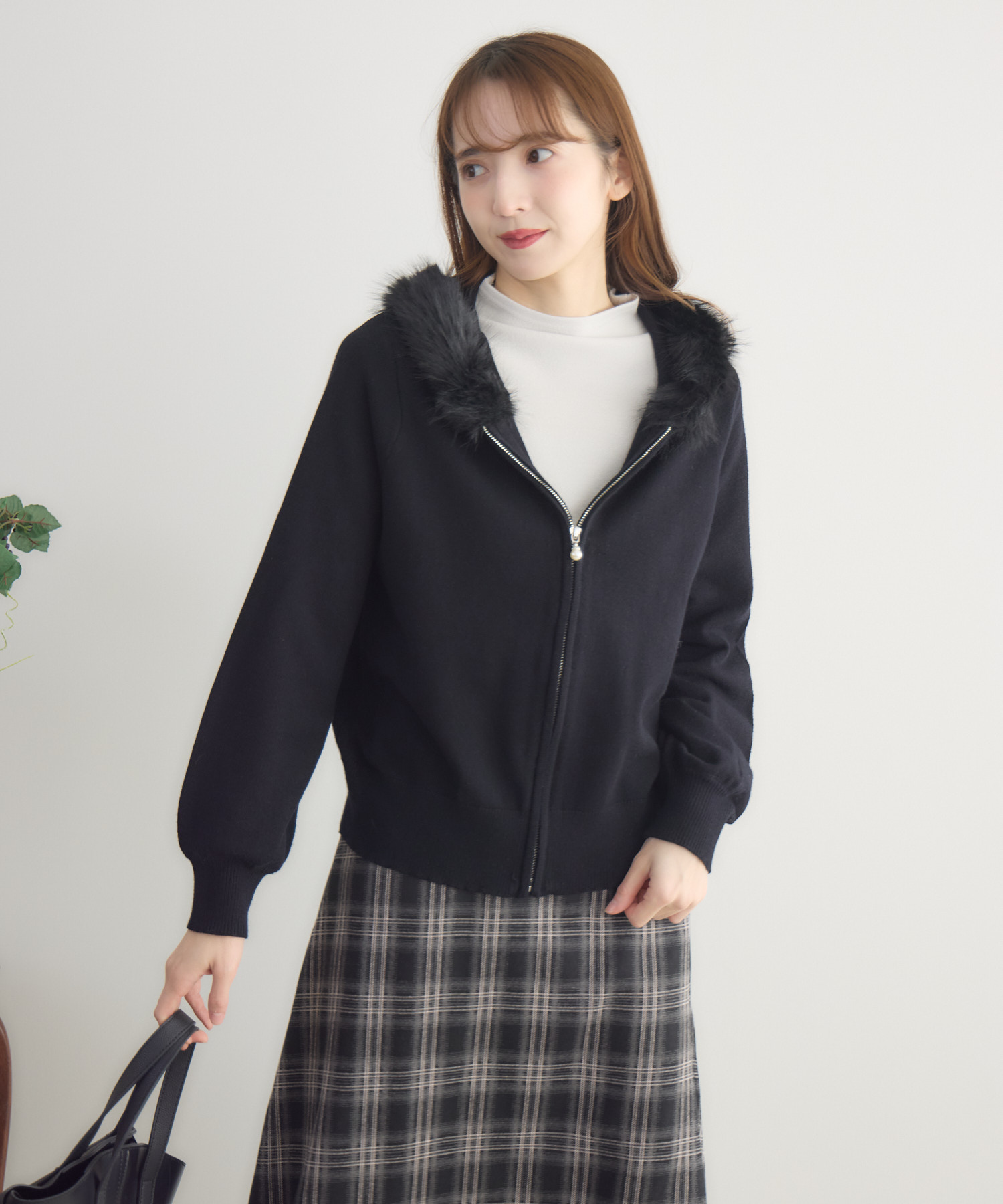 ファー付きアンゴラライクジップパーカー | IKG crossing