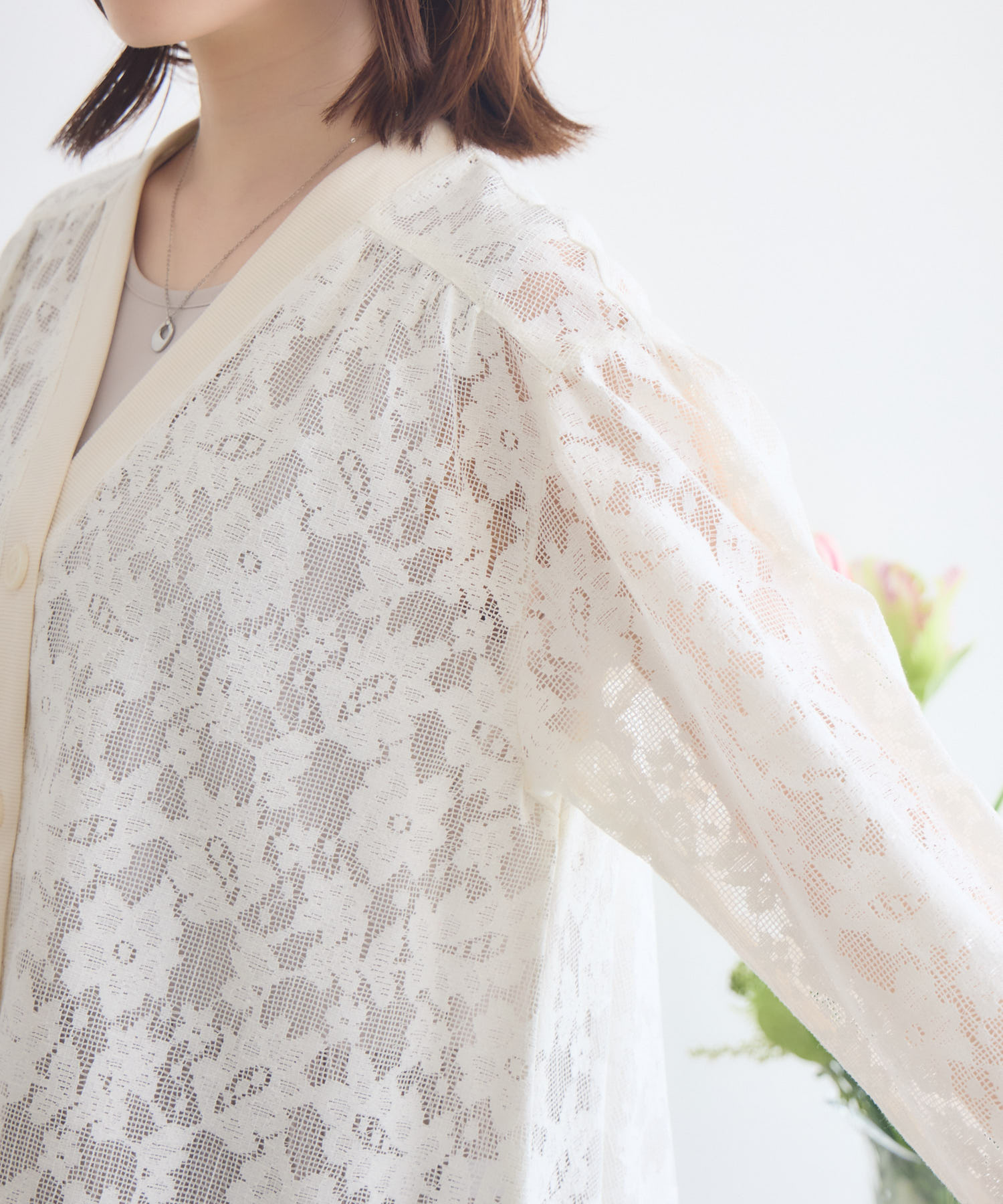 可憐✨ 極美品 ALPACA 花刺繍 ロングカーディガン 白 L 近年 フラワーエンブロイダリーカーディガン | IKG crossing