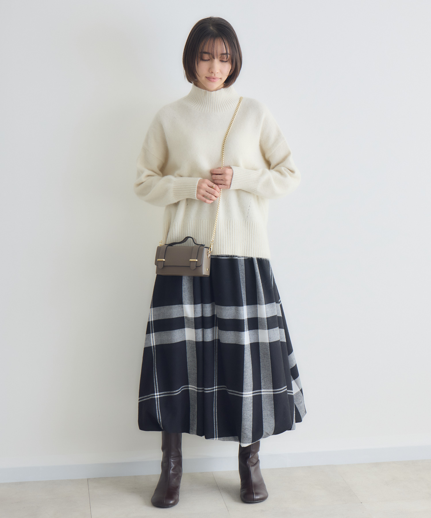 12Gラクーン混ハイネック / KATHARINE ROSS | IKG crossing