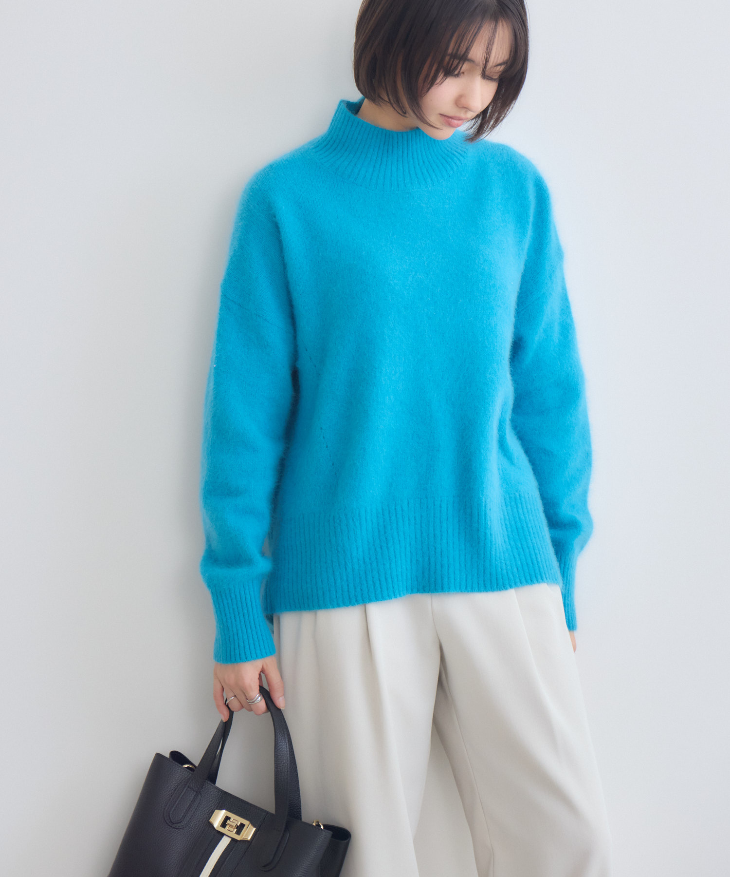 12Gラクーン混ハイネック / KATHARINE ROSS | IKG crossing