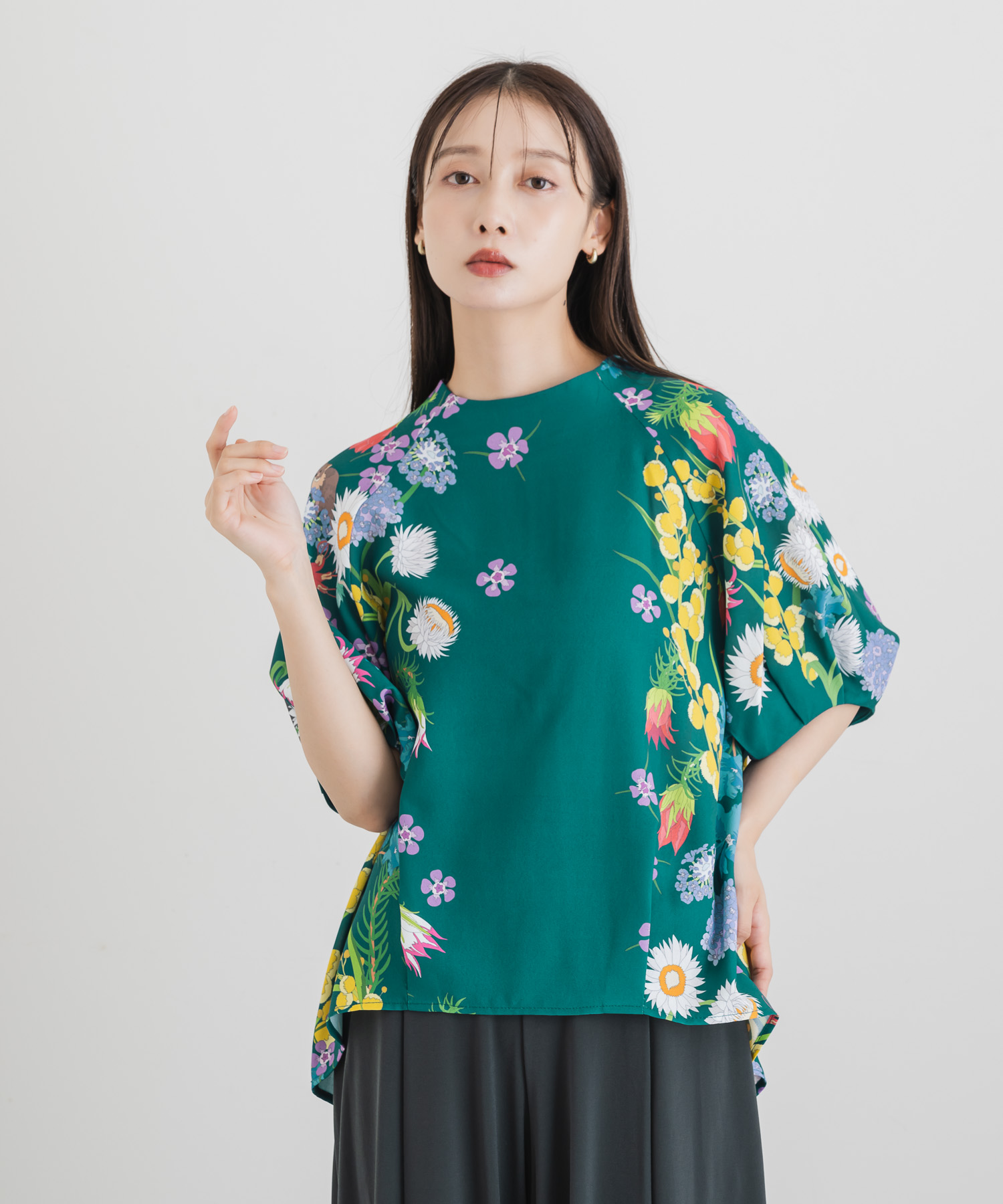 たぬき　バンブルフラワー夫人　スリーブ Amazon.co.jp: ultra Pro バンブルフラワー夫人 スリーブ : おもちゃ