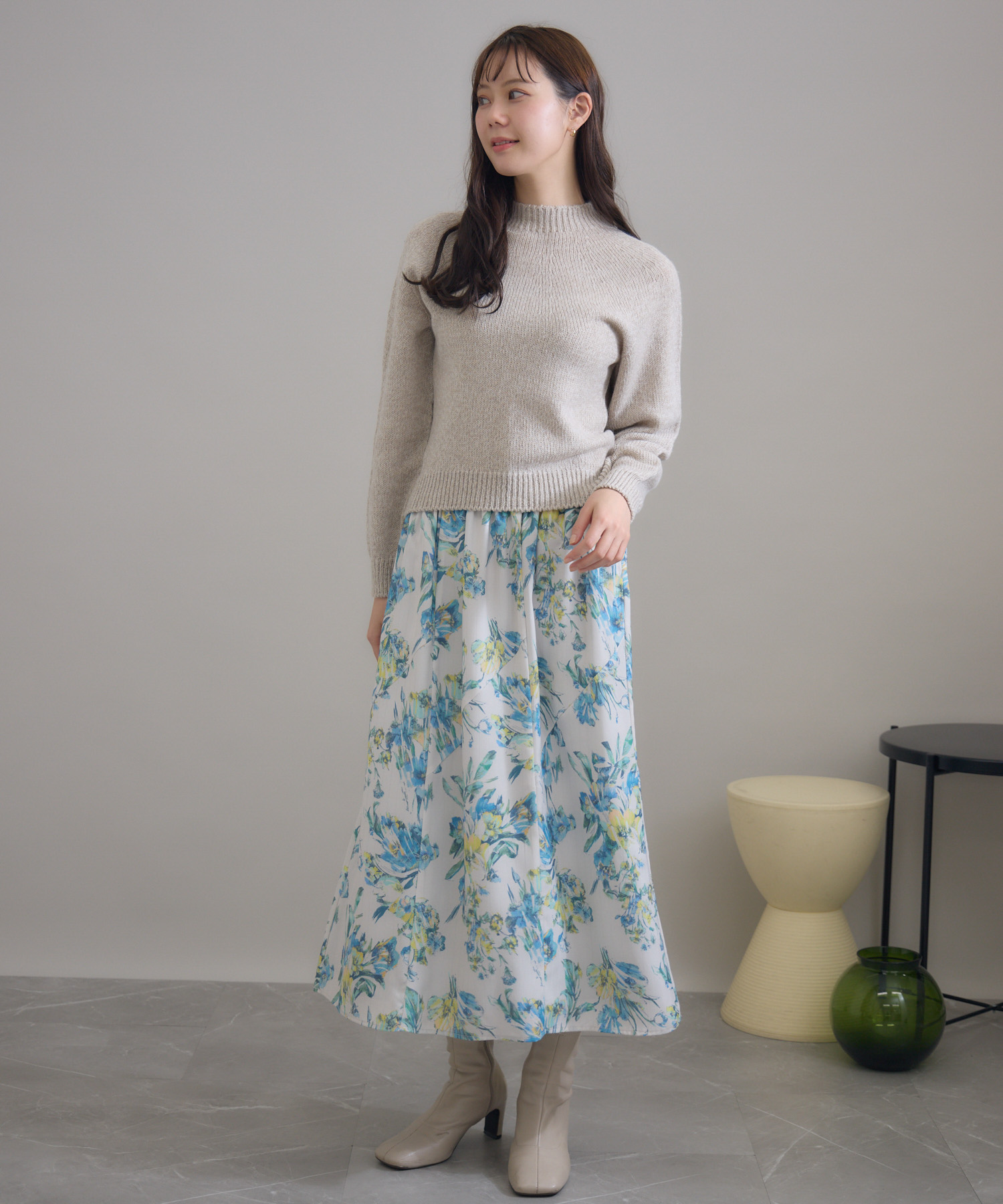 残りわずか】フローラルシャドーリーフプリントスカート / KATHARINE