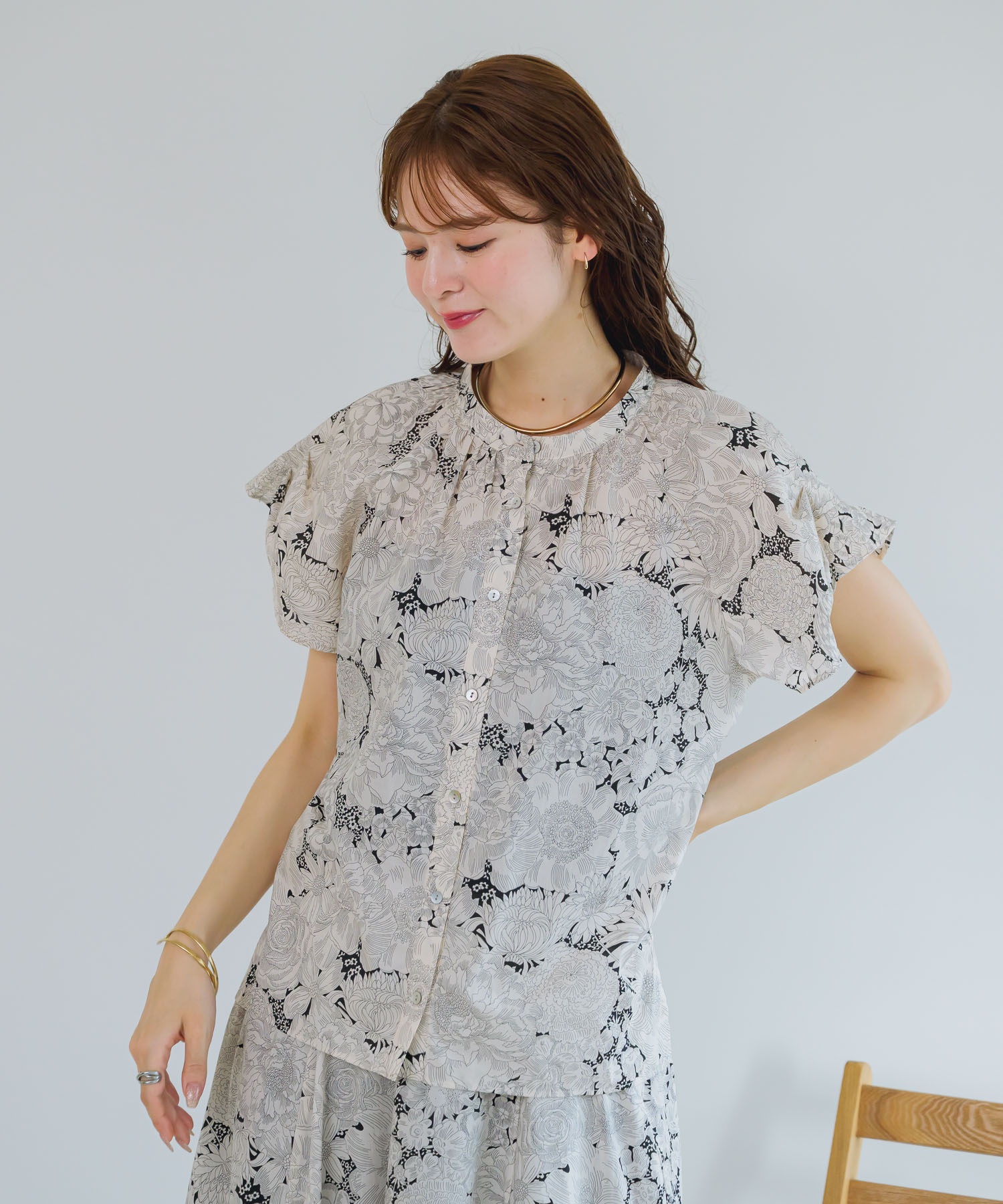 MADE IN JAPAN/洗濯機洗い可】150thAnniv.LIBERTYプリントブラウス