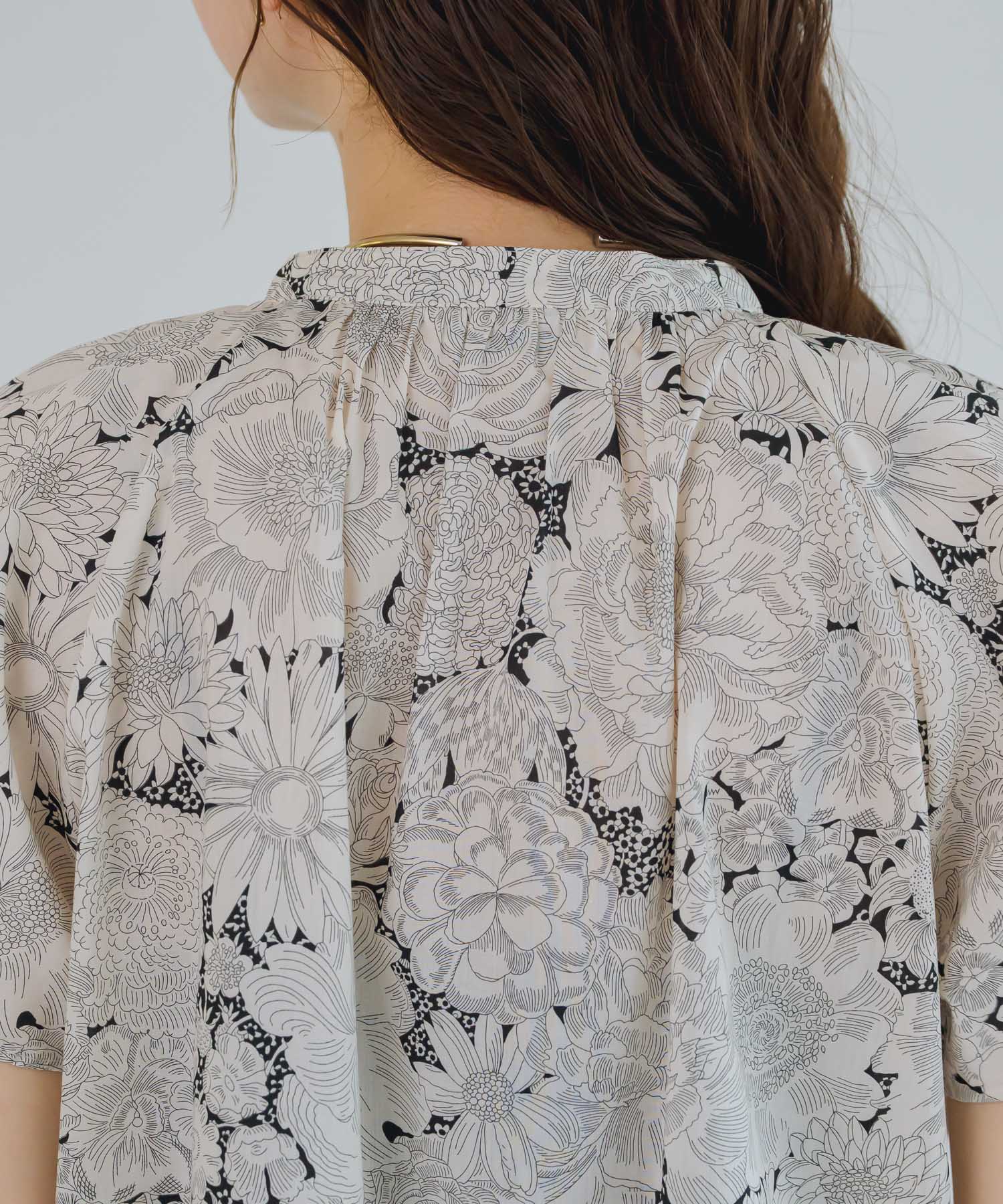 MADE IN JAPAN/洗濯機洗い可】150thAnniv.LIBERTYプリントブラウス