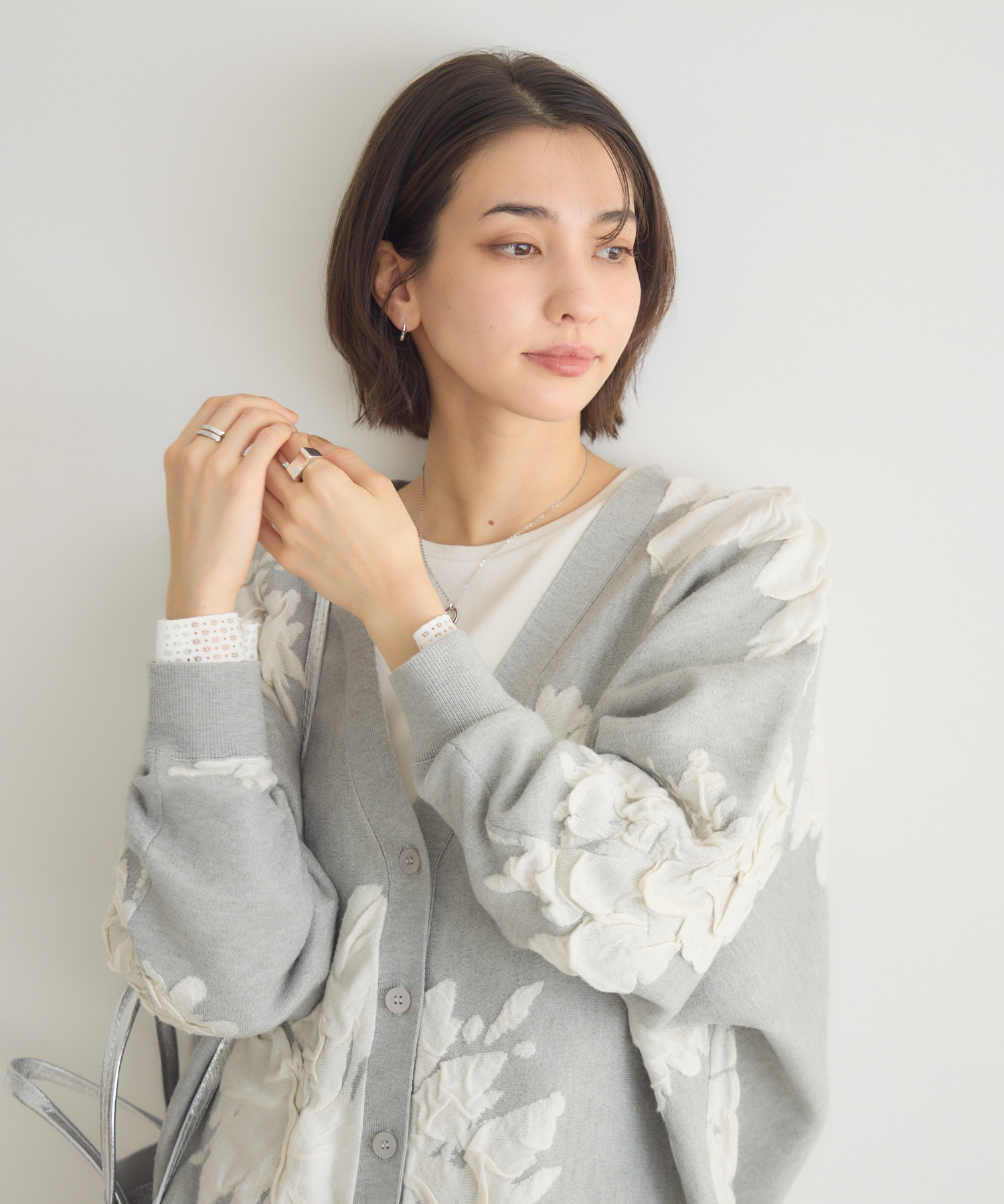 フラワージャカードドルマンカーディガン / Pillini | IKG crossing