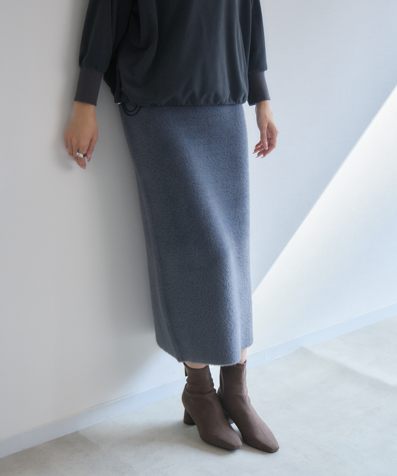 残りわずか】フェザーニットスカート / Pillini | IKG crossing