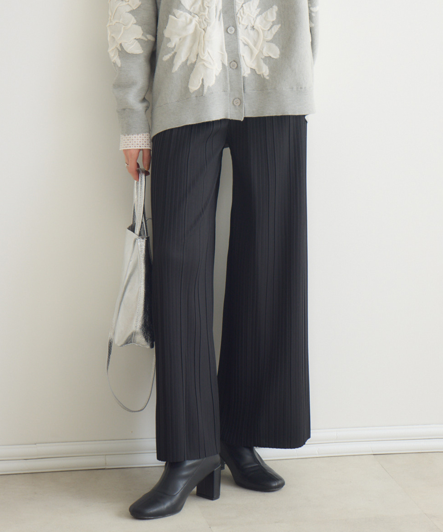 裏微起毛プリーツパンツ / Pillini | IKG crossing
