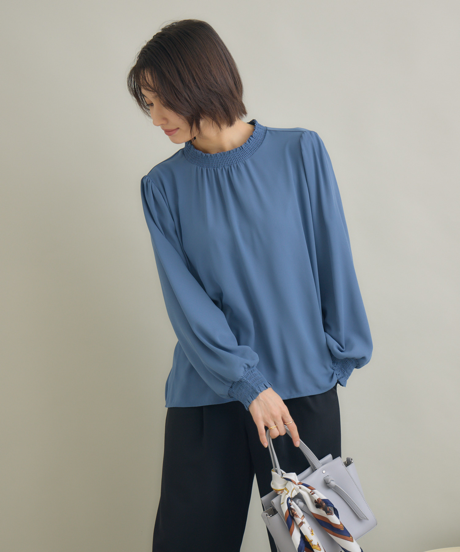 裏起毛シャーリング襟ブラウス / KATHARINE ROSS | IKG crossing