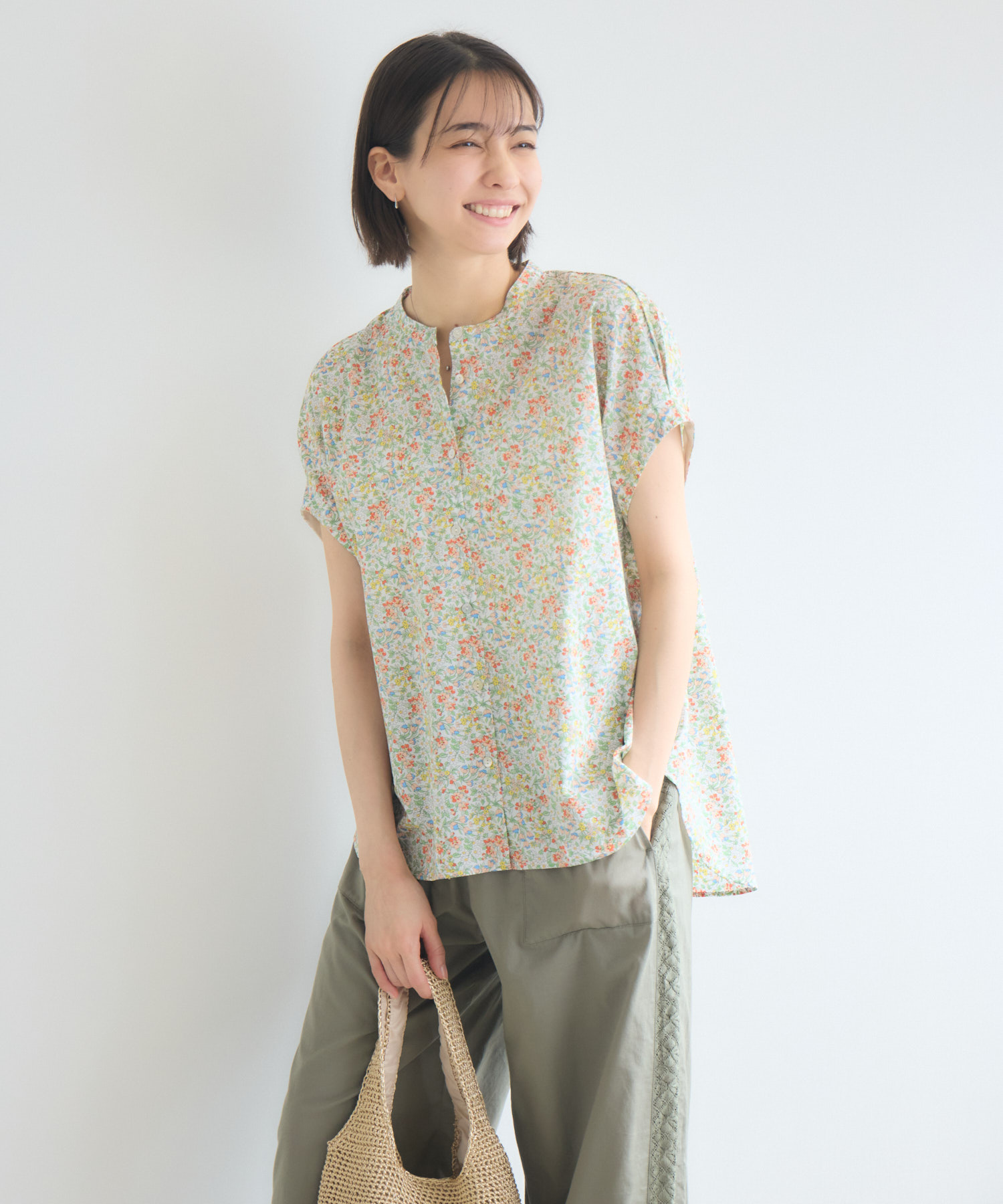 MADE IN JAPAN】NAZANIN/ナザニン プリントブラウスMade With Liberty 