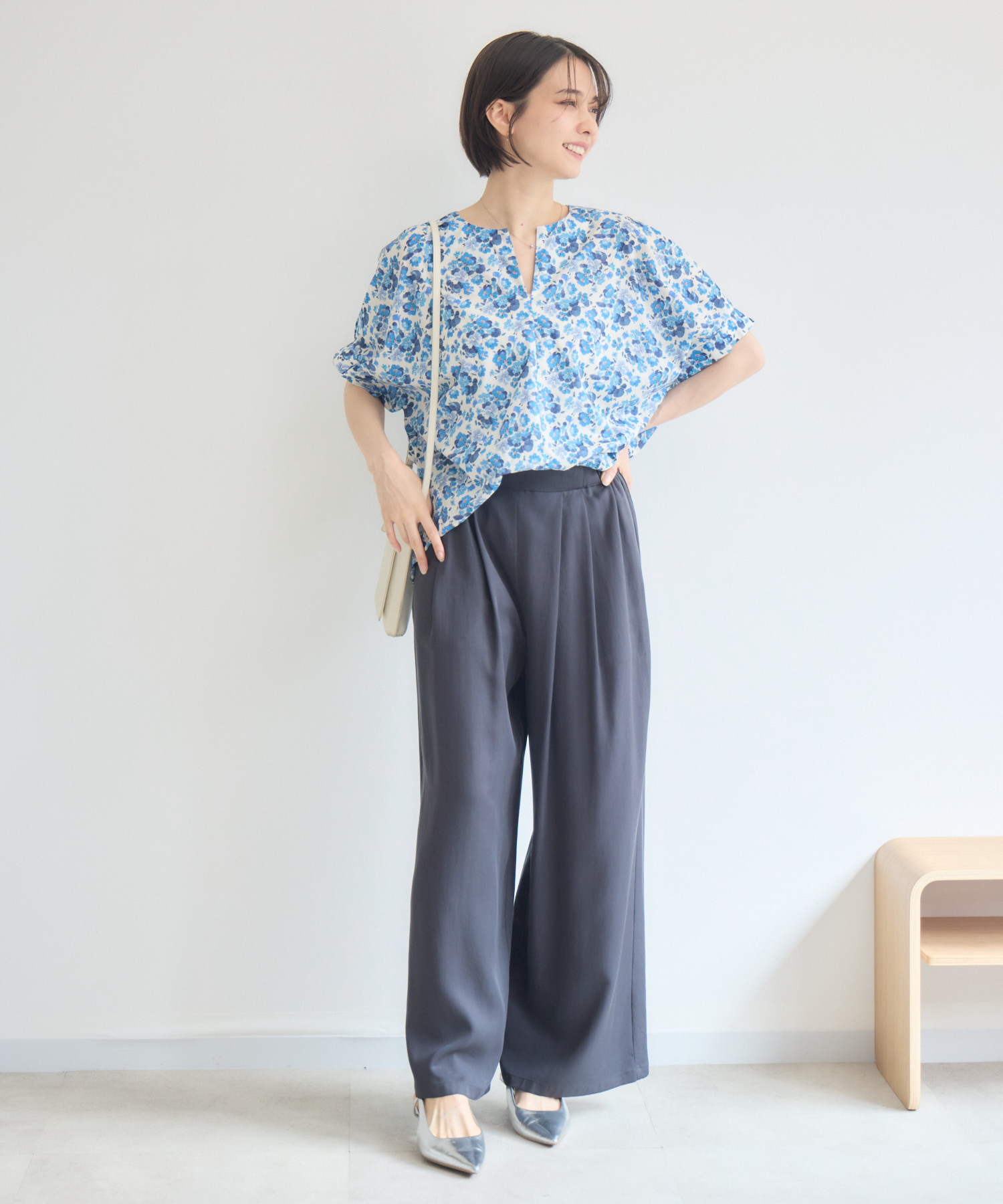 日本製】 LIBERTY FABRICS タックスリーブブラウス / KATHARINE ROSS