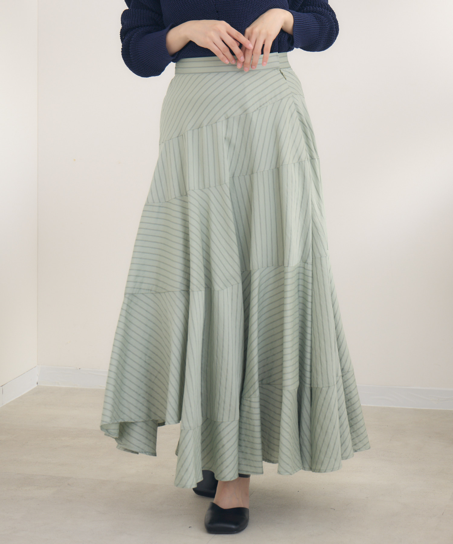 残りわずか】アシメフレアストライプスカート | IKG crossing