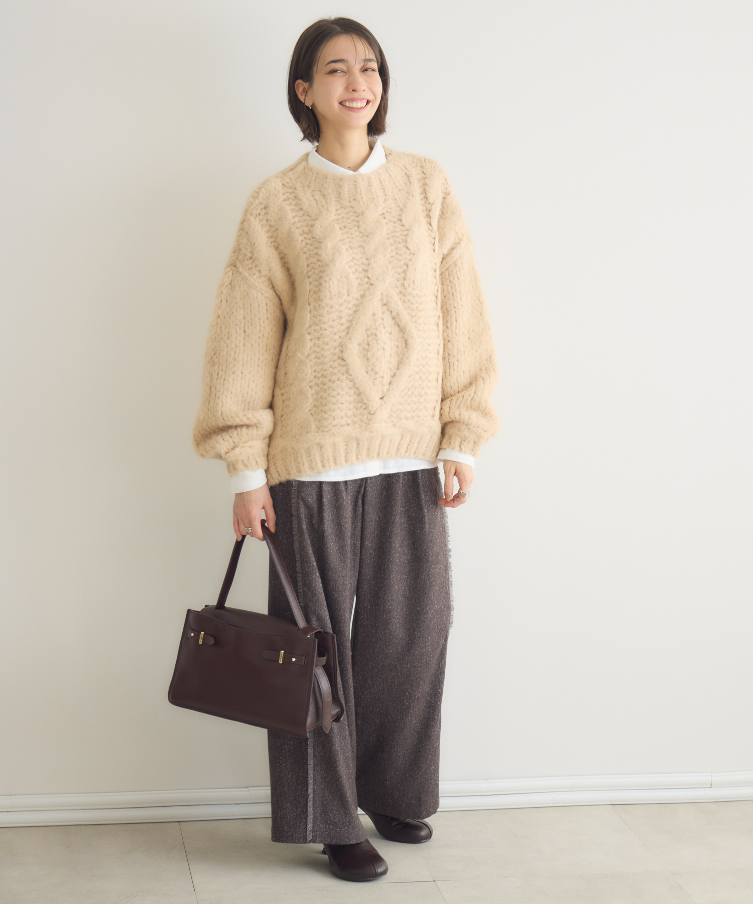 残りわずか】ふわふわローゲージケーブルニット | IKG crossing