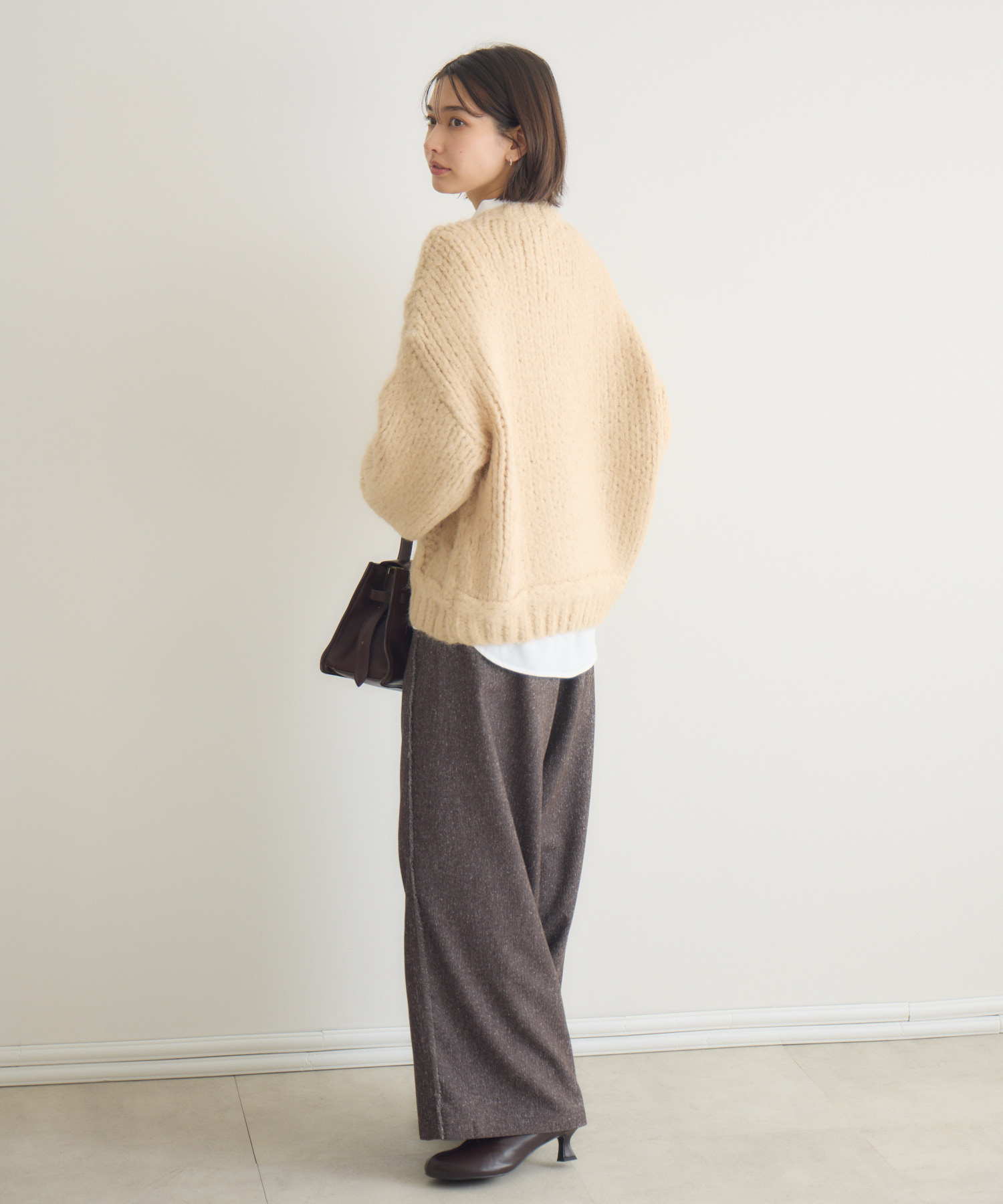 残りわずか】ふわふわローゲージケーブルニット | IKG crossing