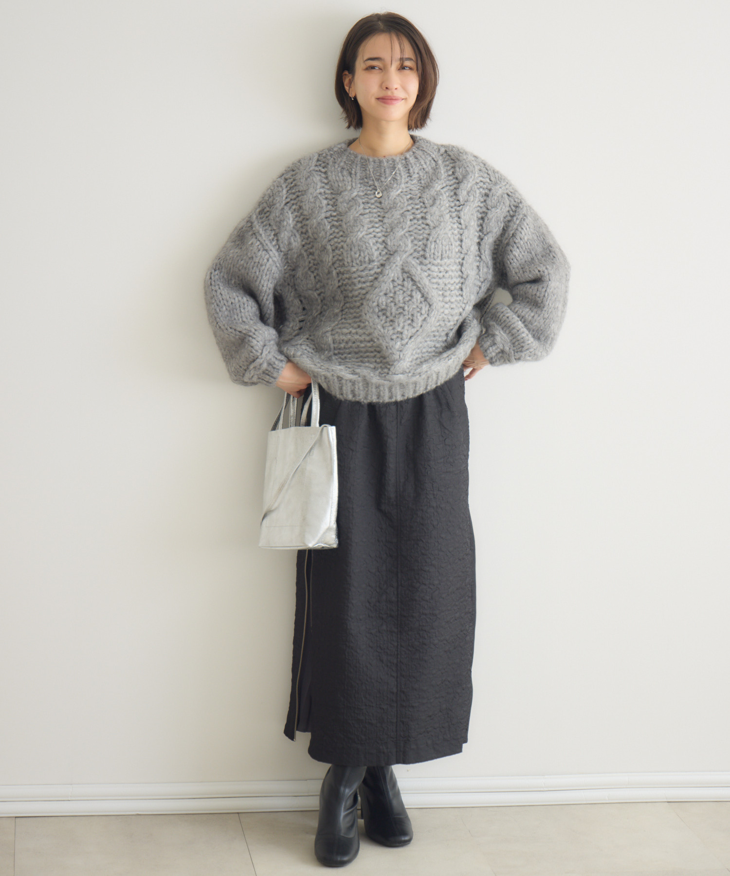 残りわずか】ふわふわローゲージケーブルニット | IKG crossing