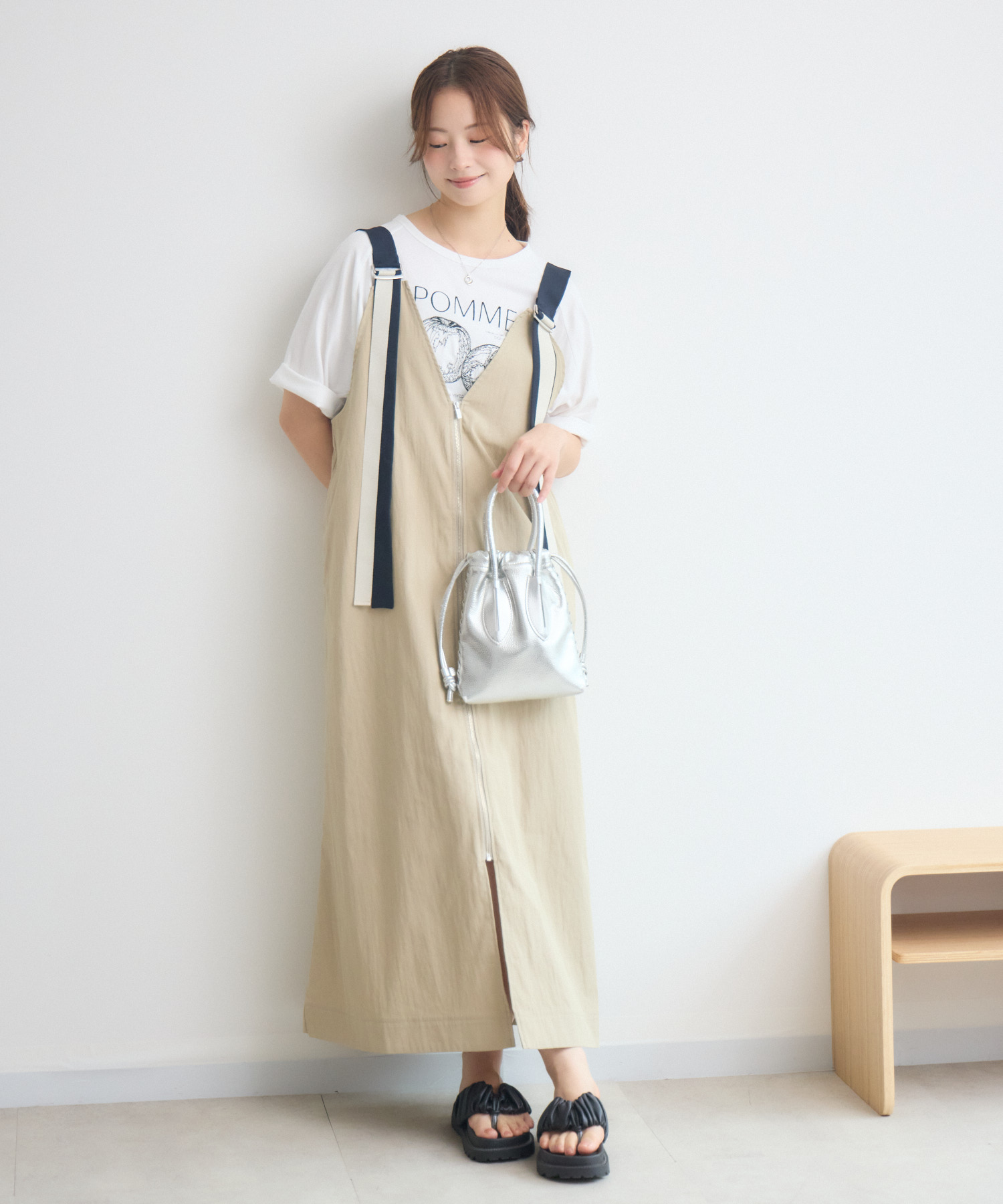 綿100％】POMMEVETRE刺繍Tシャツ | IKG crossing