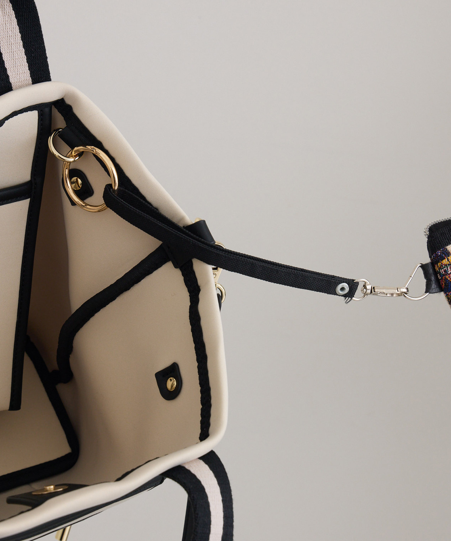 残りわずか】【TREASURE TOPKAPI 】ネオプレン フロントポケット2WAY