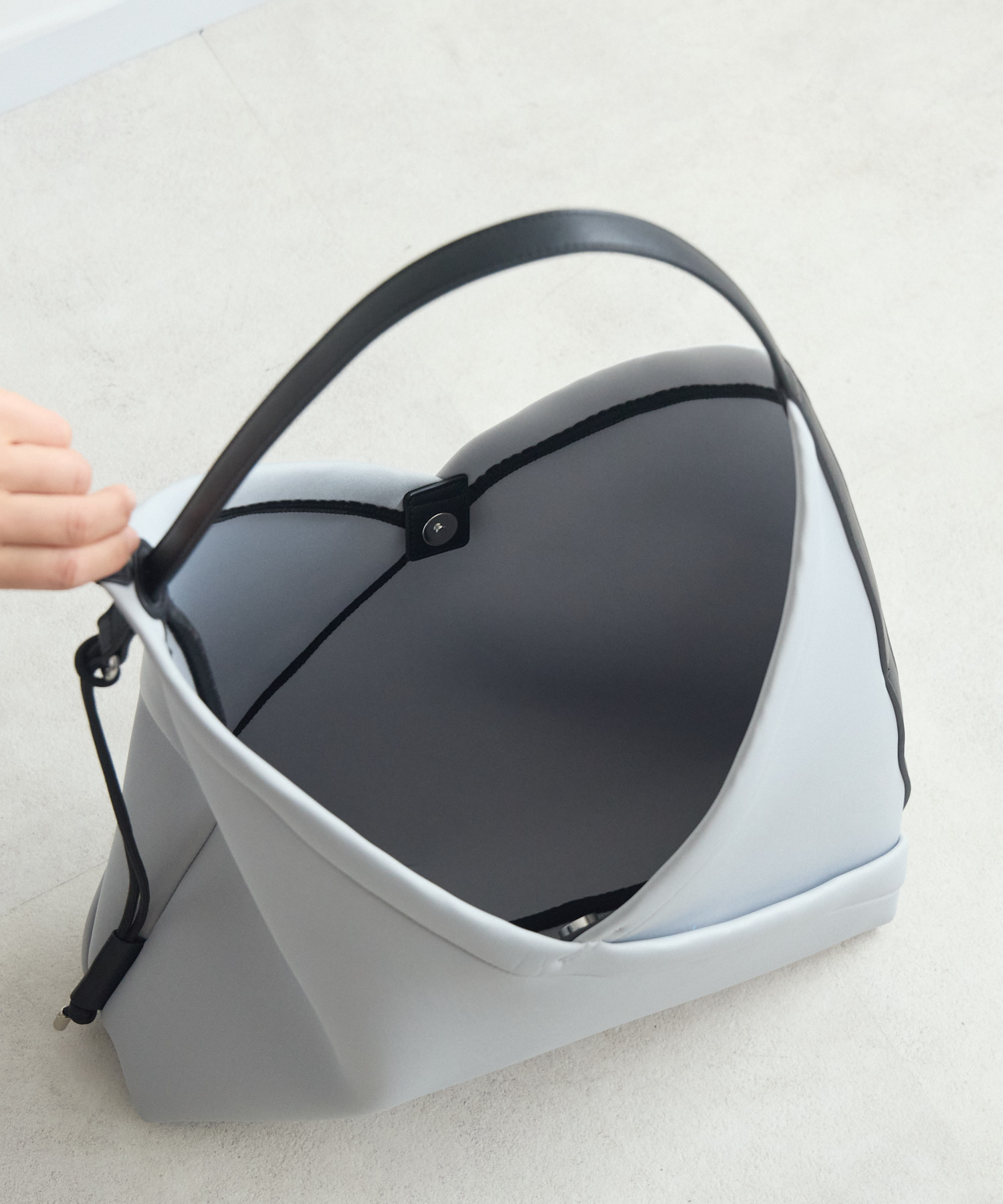 超特急 カイ keenandintense ショルダーバッグ 新品未開封 Breath TOPKAPI】ネオプレーンワンショルダーバッグ | IKG crossing