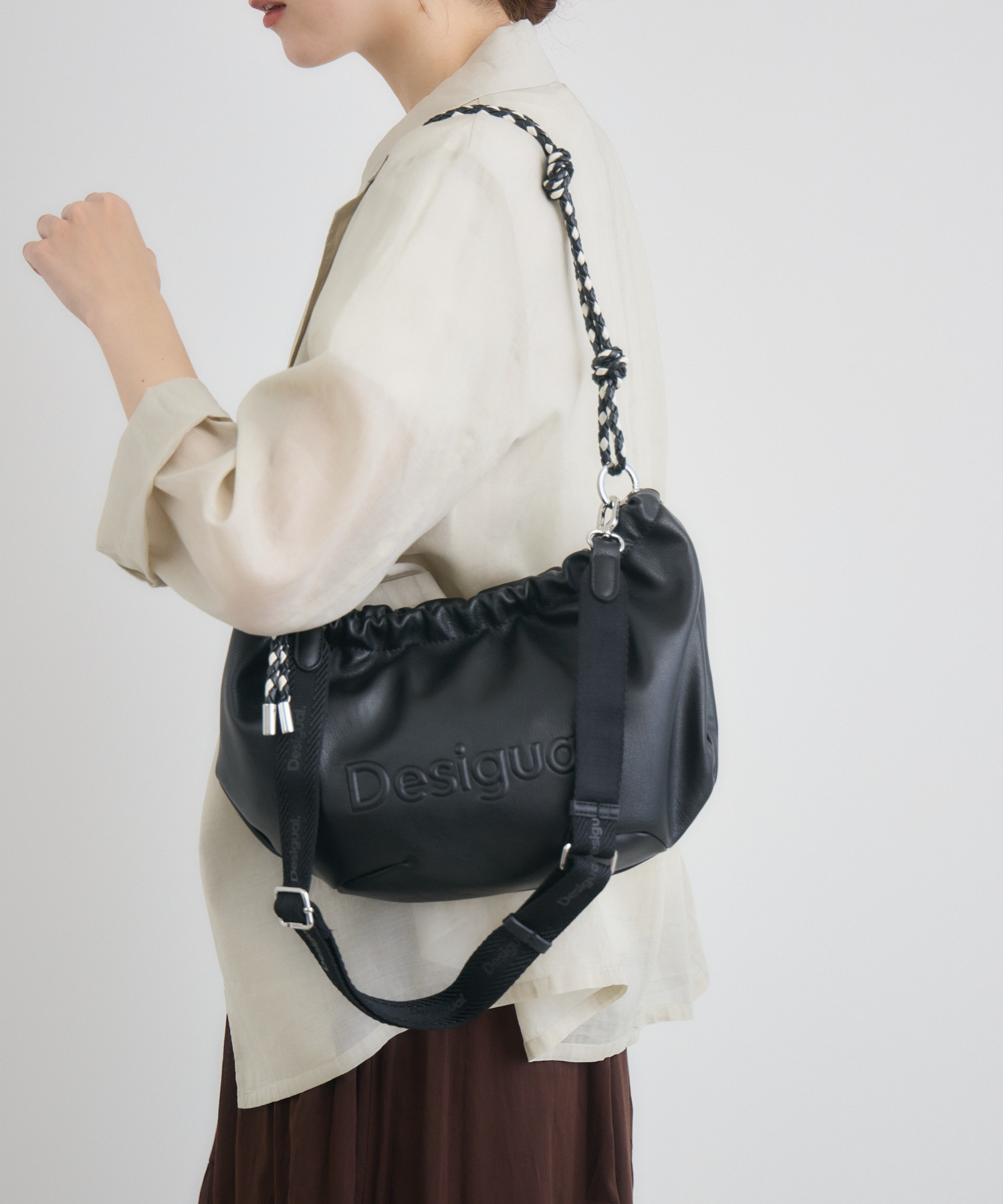 Desigual】ハーフロゴショルダーバッグ S | IKG crossing