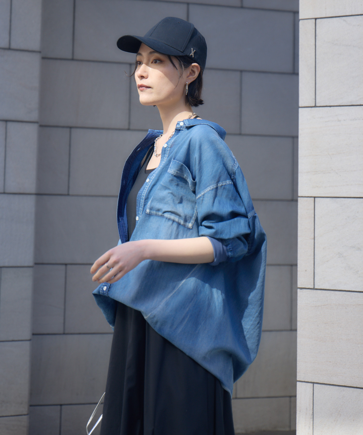 Dignite Collier 袖リブシアーデニムスナップボタン付シャツ | IKG 