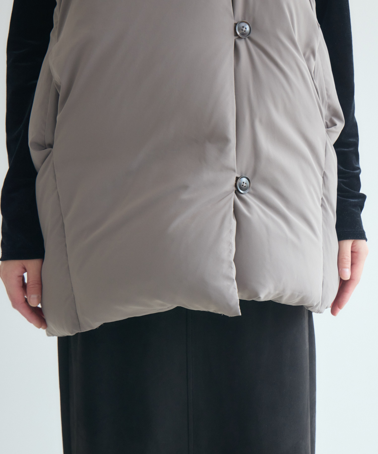 CYAN ストールライクダウンベスト | IKG crossing