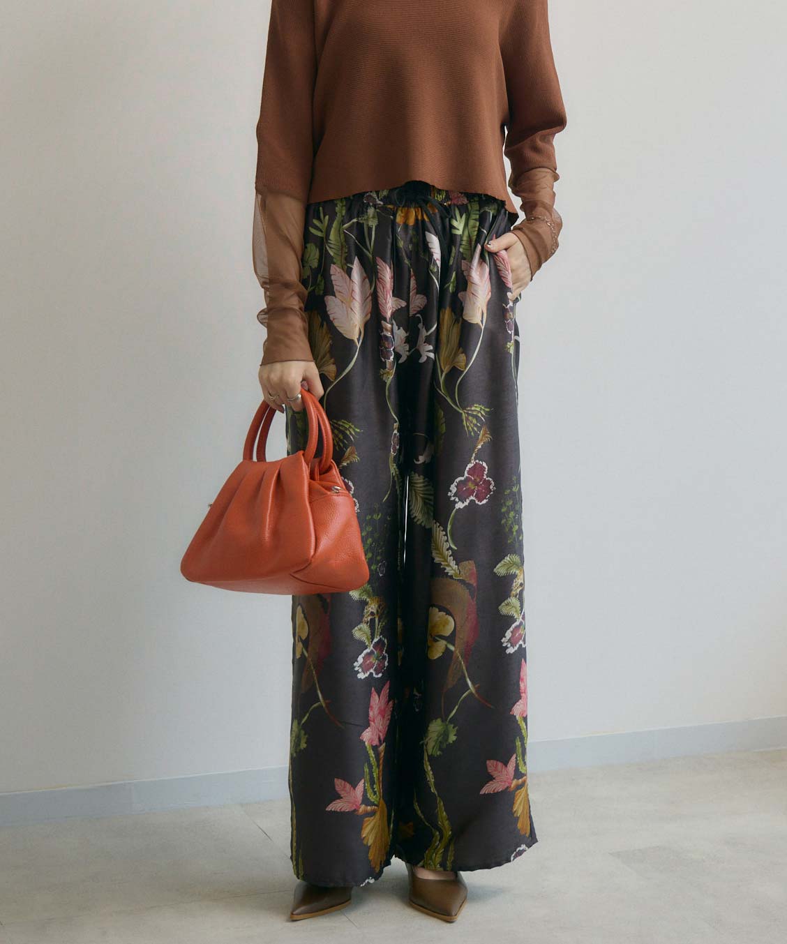 cloche ボタニカル柄ワイドパンツ | IKG crossing