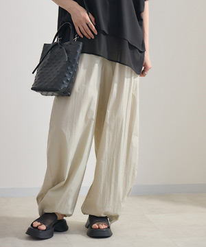 ダブルウエストシャカシャカワイドパンツ | IKG crossing