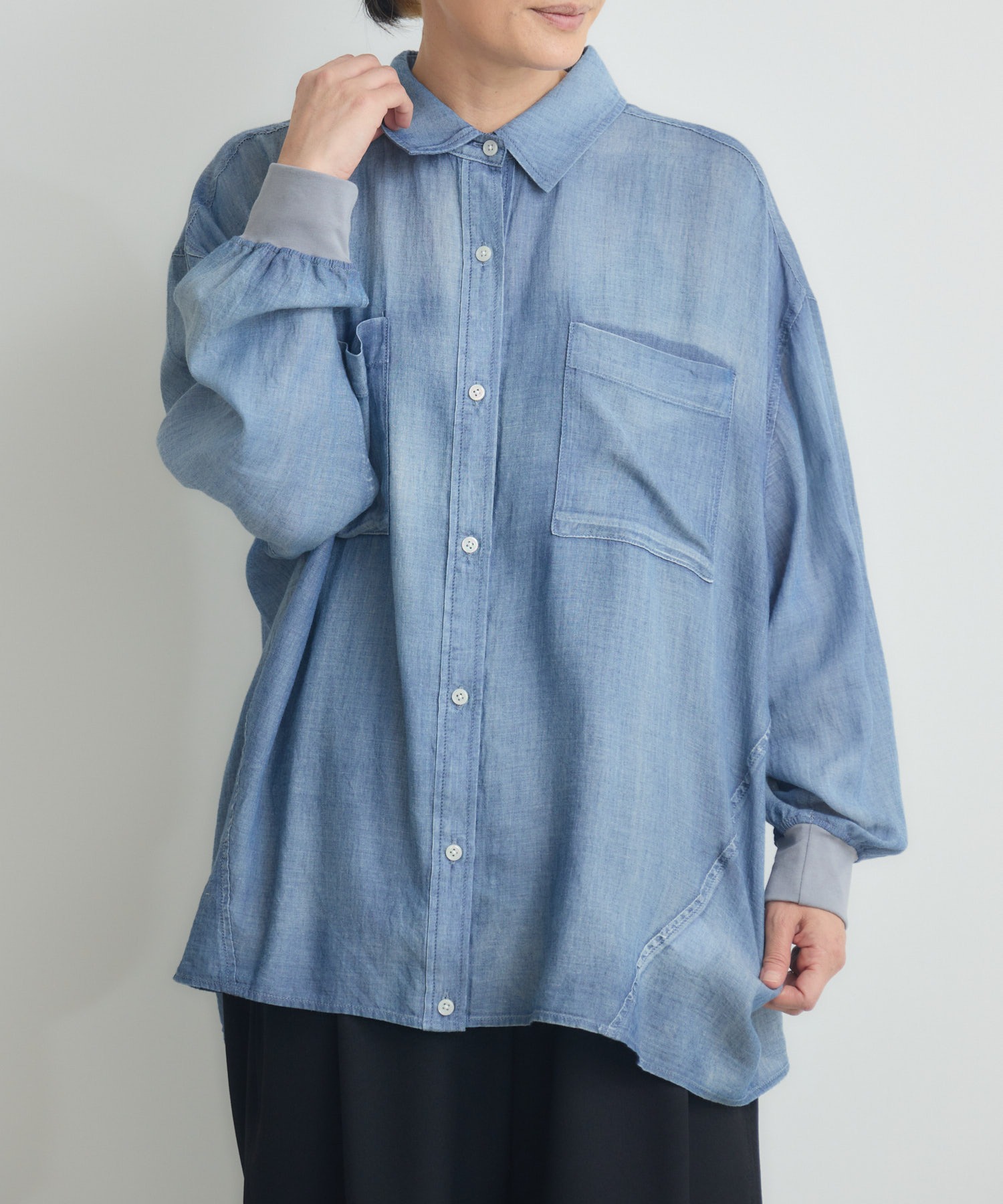 今期 新品 タグ付き Dignite collier デニム調シアーシャツ WEB限定】Dignite Collier シアーデニムシャツ | IKG crossing