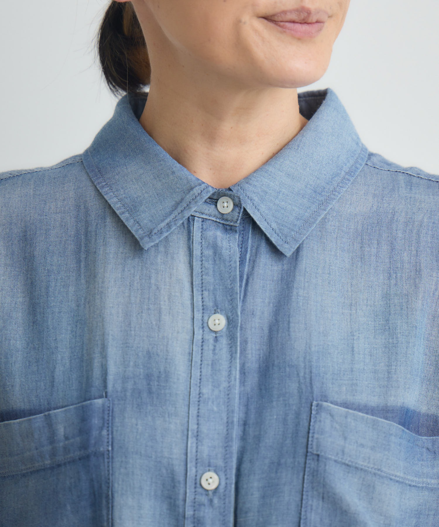 残りわずか】【WEB限定】Dignite Collier シアーデニムシャツ | IKG