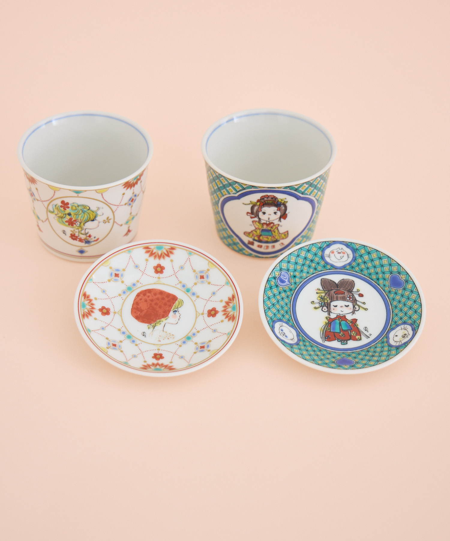 【未使用】水森亜土　九谷焼　4点セット 水森亜土 九谷焼 豆皿 キモノ 和食器 お皿 亜土ちゃん