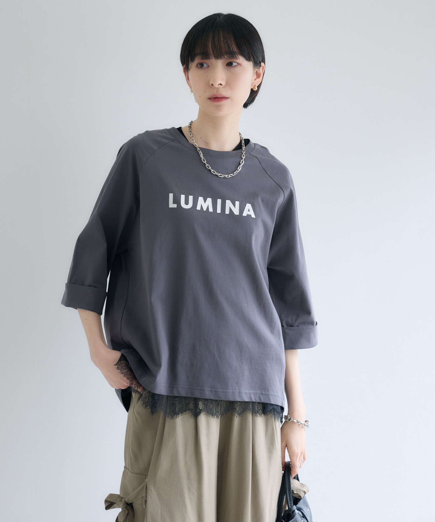 残りわずか】cloche 箔ロゴ5分袖Tシャツ | IKG crossing