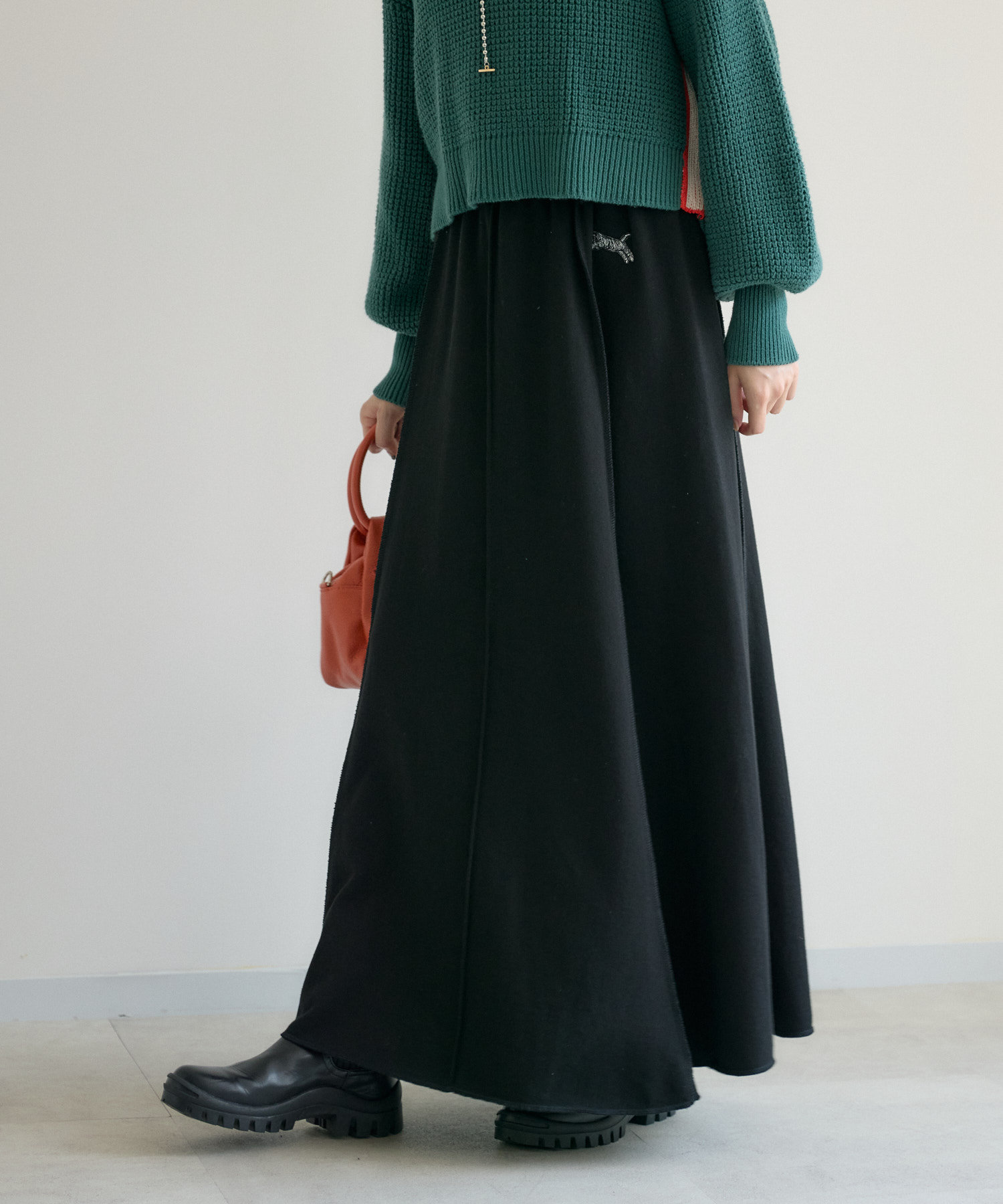 TRANOI. TORAステッチフレアスカート | IKG crossing