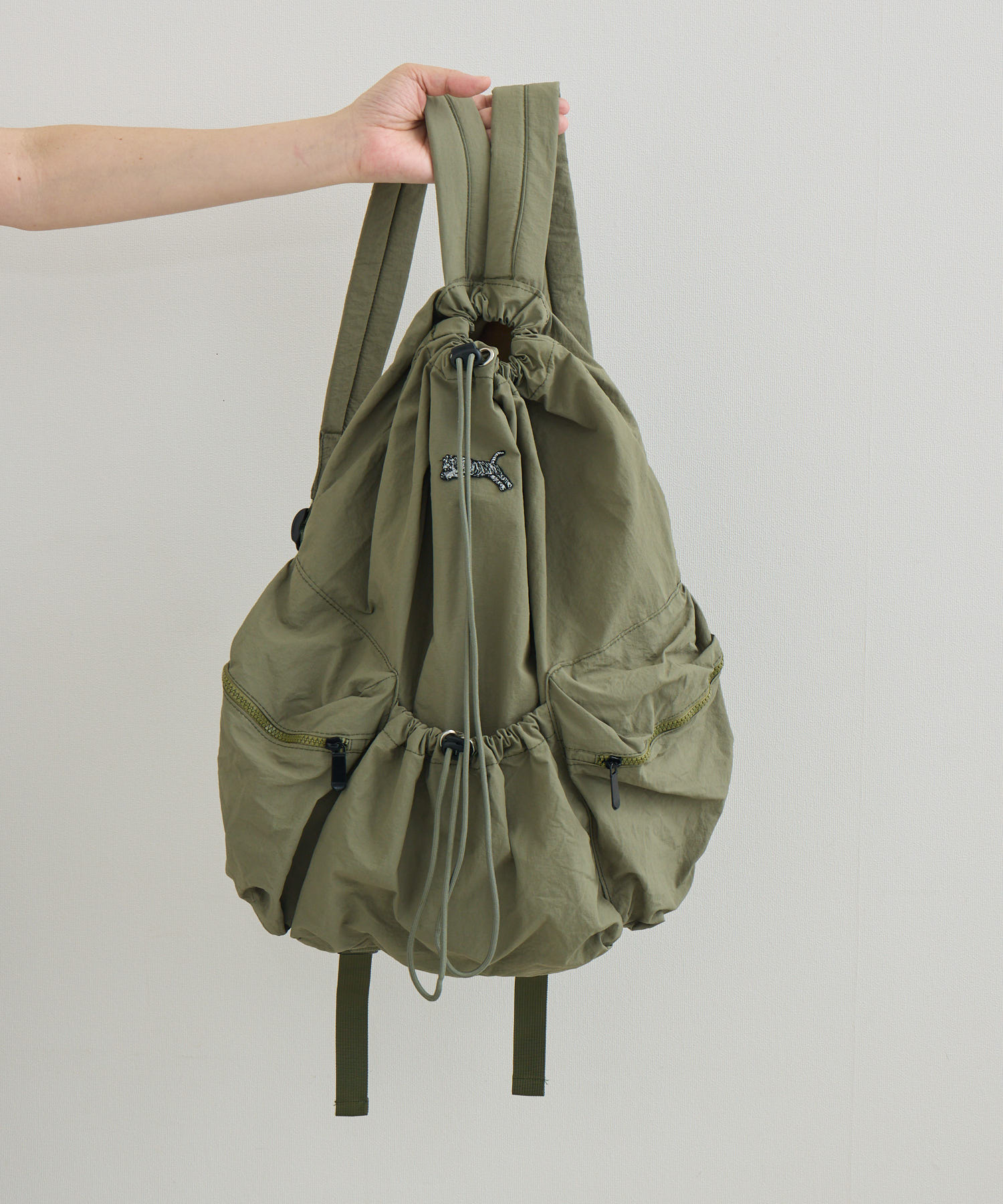 【新品現品】yawhat エンジェルウィングドローストリングバック　リュック 楽天市場】【対象商品10%OFFクーポン：1/24 20:00〜1/30 23:59】【公式