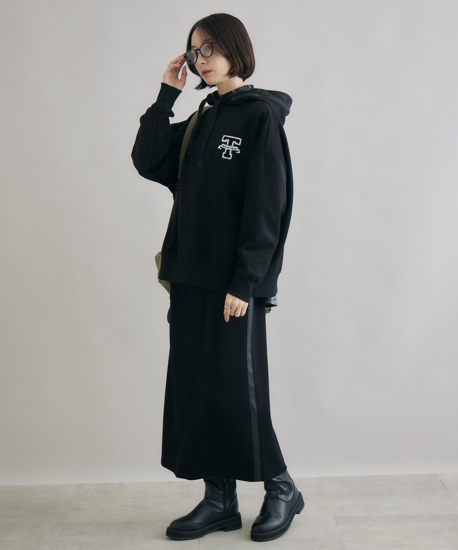 33℃ カレッジスエードポンチパーカー | IKG crossing