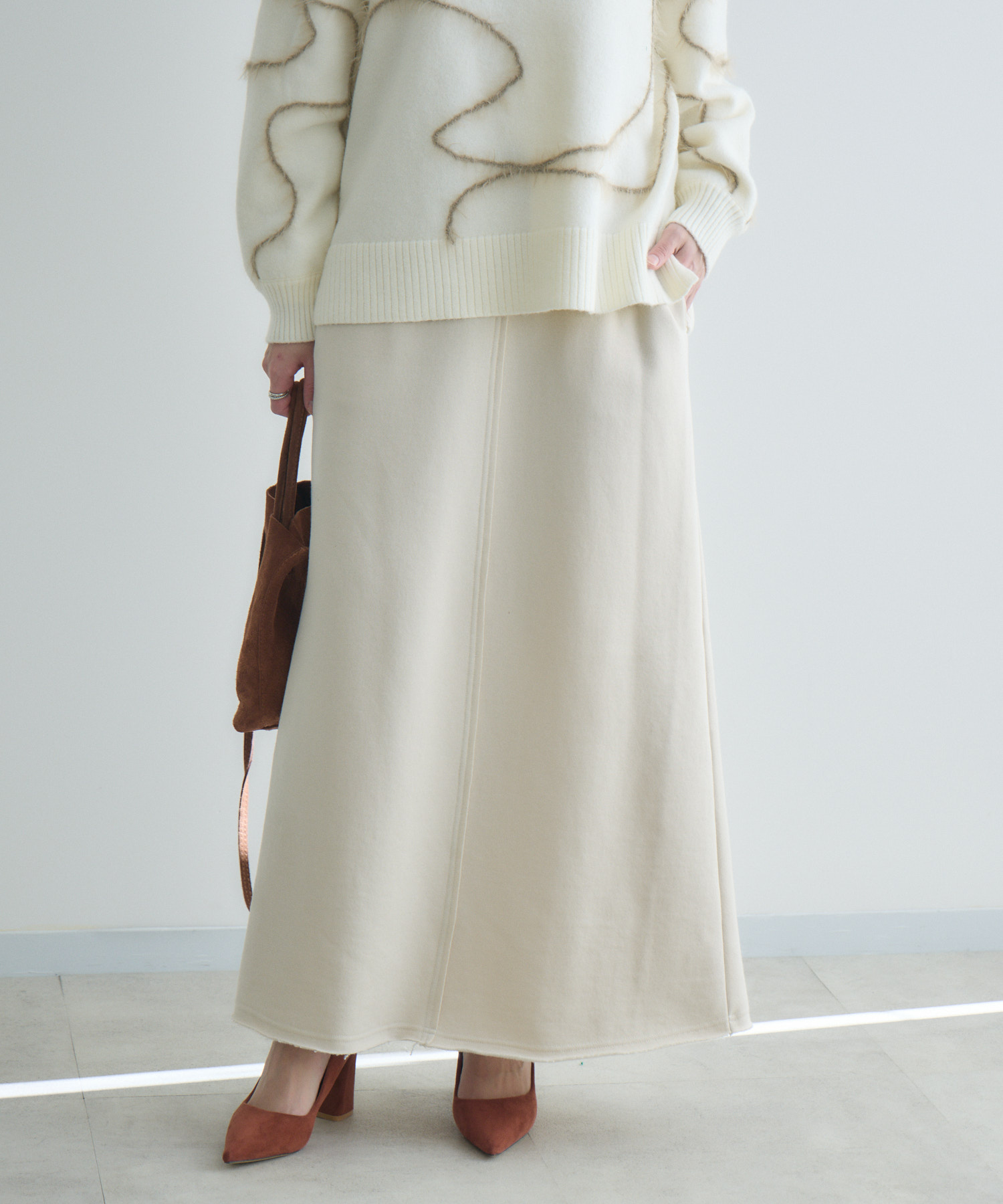 新品❤️ホワイト TFW49 ロゴ スカート WOMEN'Sの商品一覧 | TFW49（ティーエフダブリュー）Official EC Store