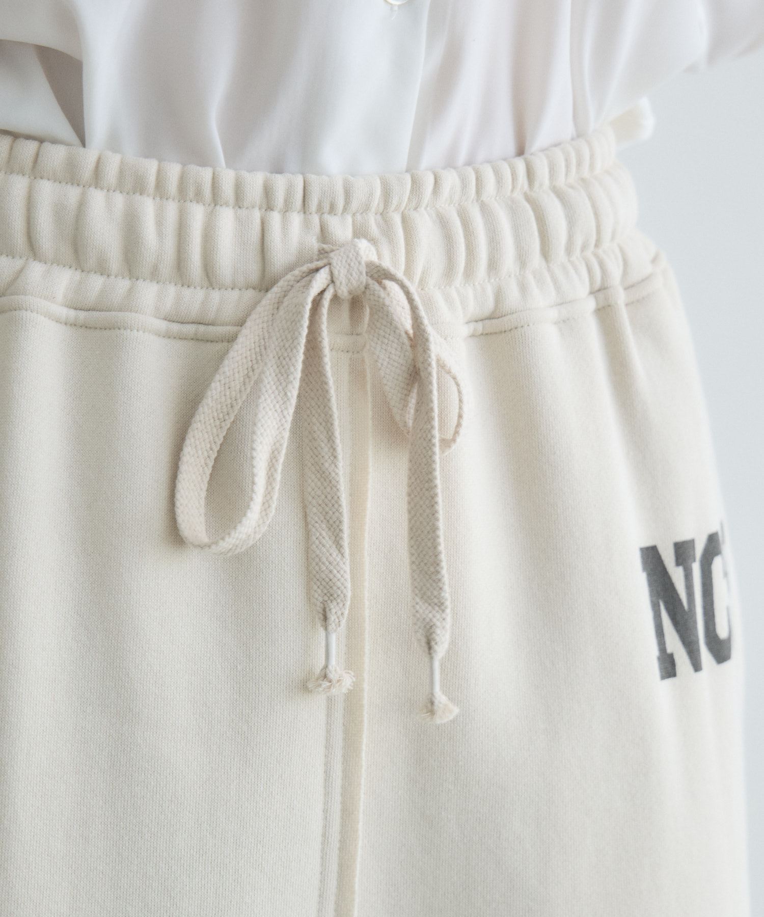 CPGGOLF ブラッシュライニングスカート ホワイト 残りわずか】クリスタルナロープリーツスカート / Pillini | IKG crossing