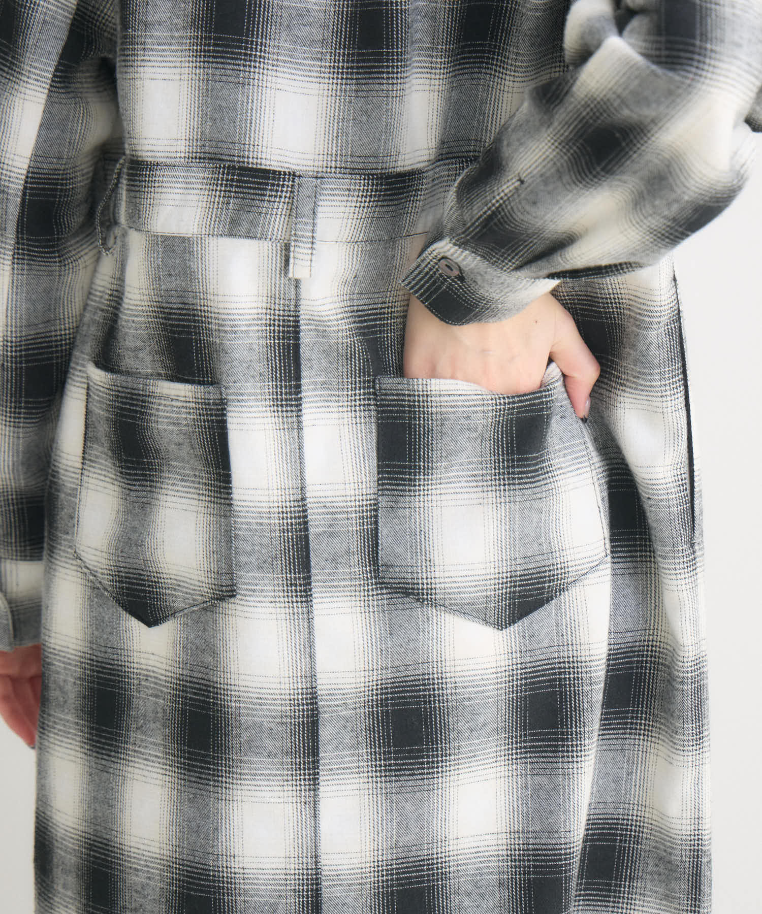 【新品タグ付】値下げ可☆ROSIE☆ワンピース ブラック・グレー チェック リゼクシー RESEXXY チェックロングドッキングワンピース （ブラック