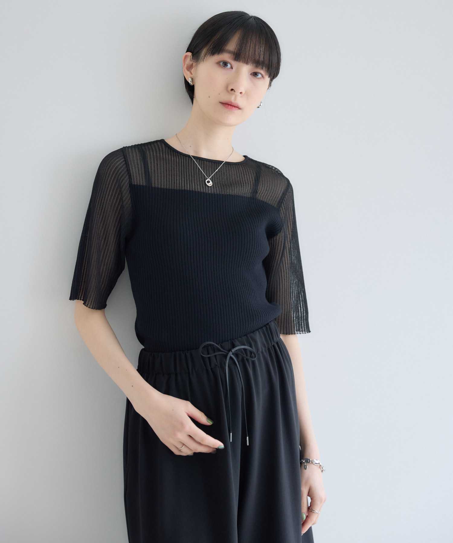 未使用 極美品 シアーニットトップ タグ付き 25SS 黒 36 今季　現行 残りわずか】cloche シアーリブニットトップス | IKG crossing