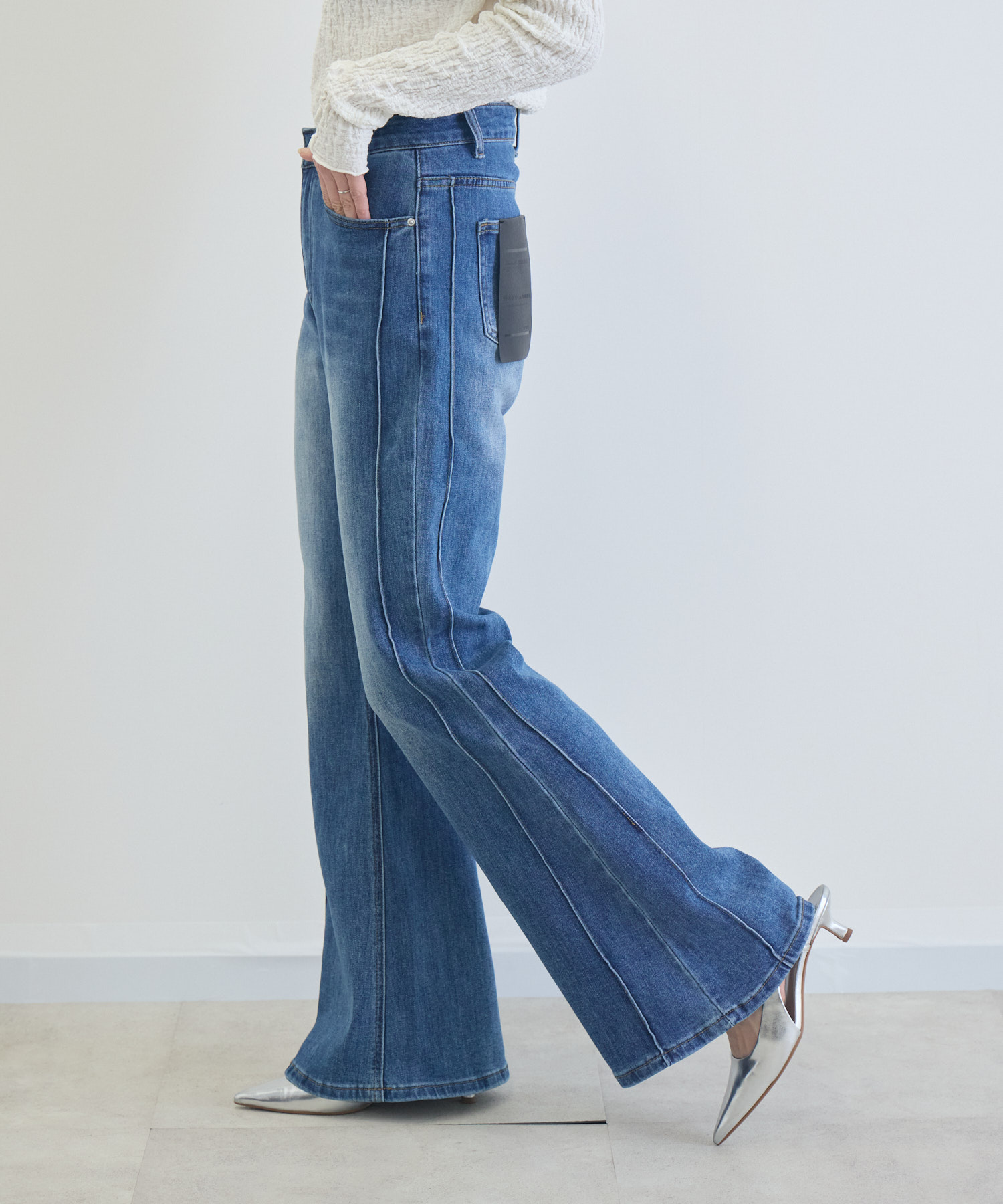 TRANOI. ストレッチフレアデニム | IKG crossing