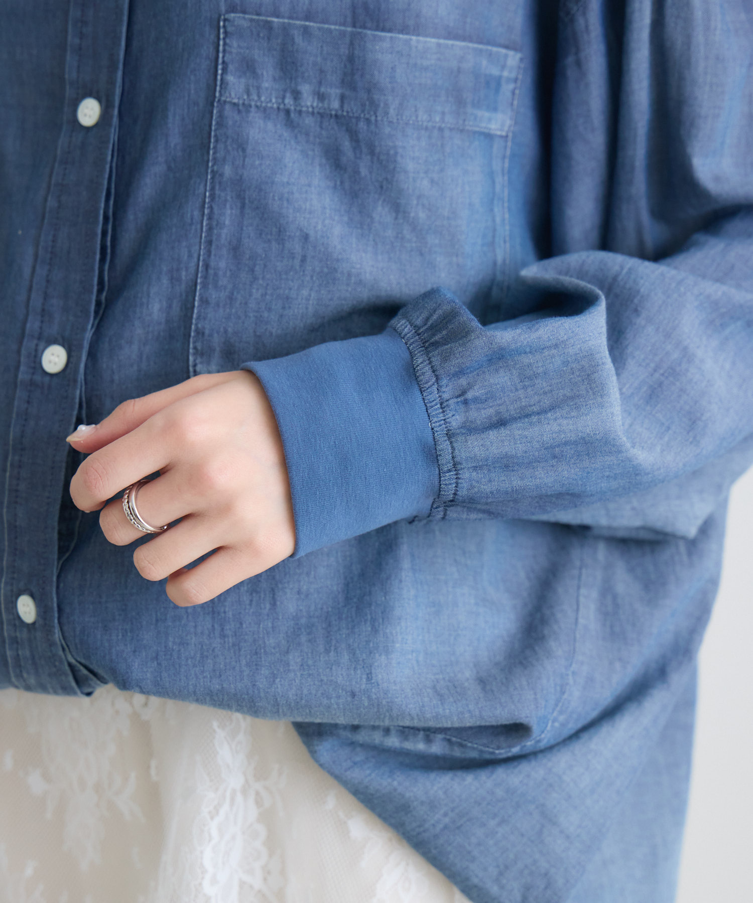 残りわずか】WEB限定 Dignite Collier シアーデニムシャツ | IKG crossing