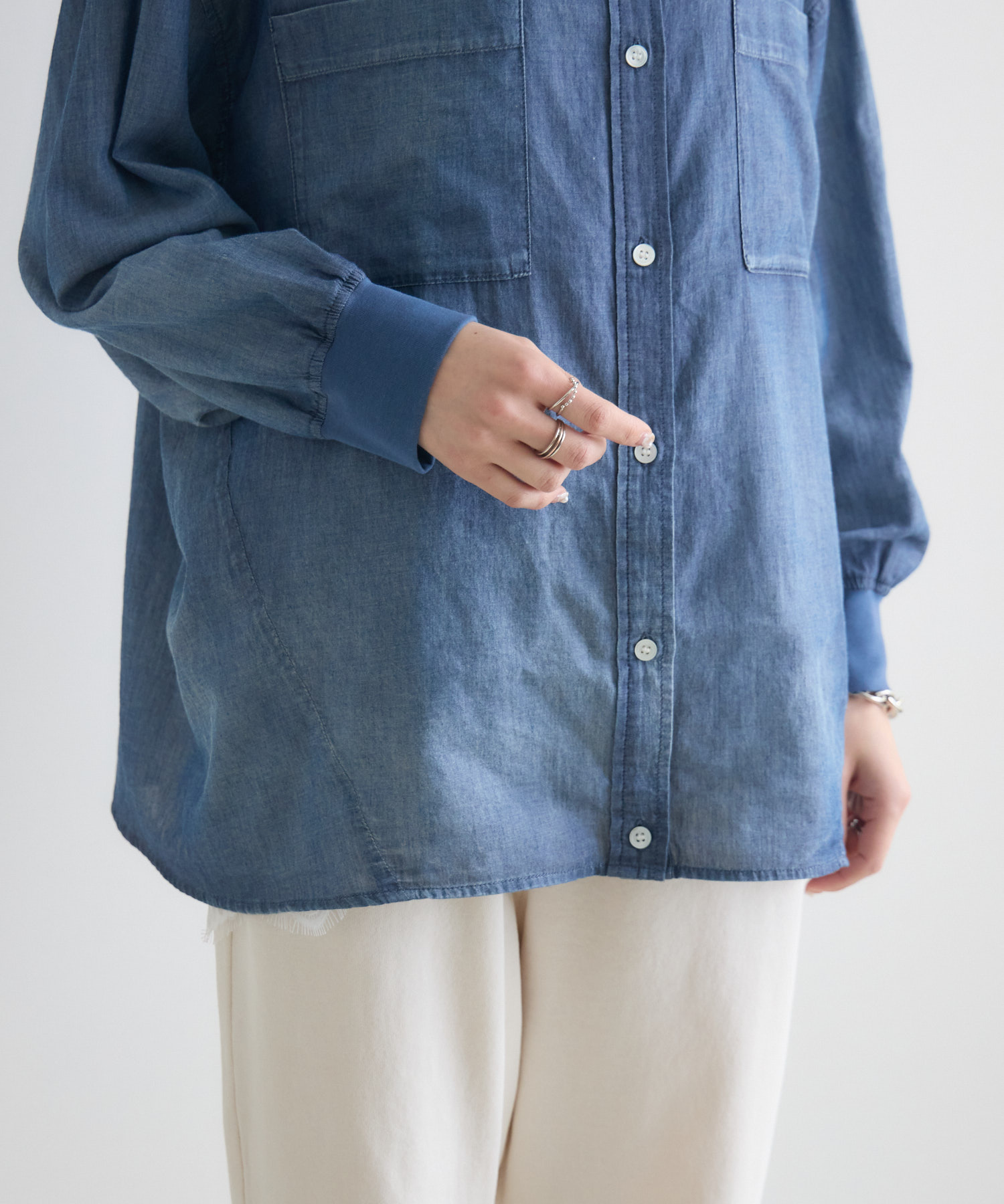 残りわずか】WEB限定 Dignite Collier シアーデニムシャツ | IKG crossing