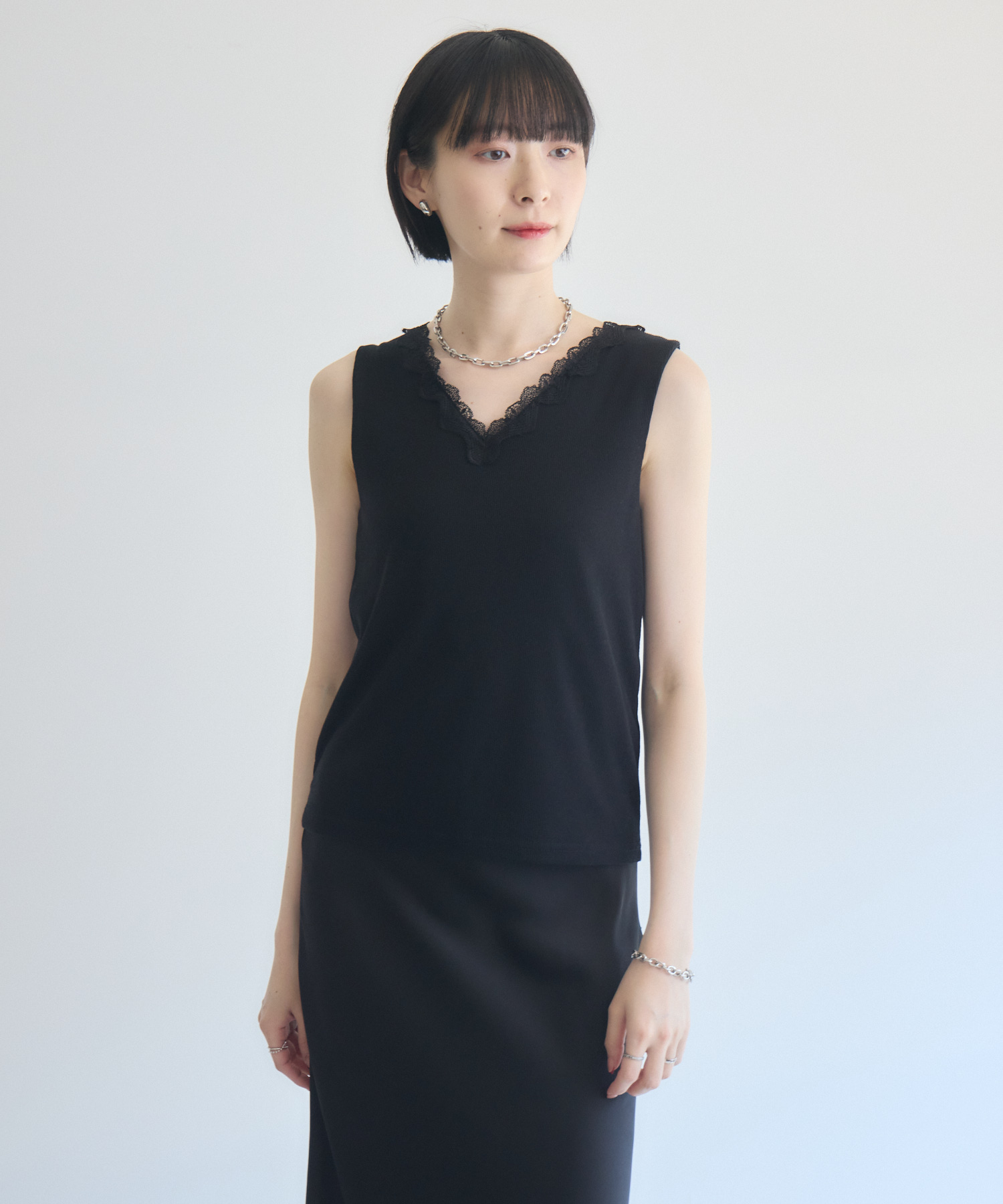 CLOCHE スクエアタンクトップ3色セット malレレレさん 残りわずか】cloche 前後2WAYレースタンクトップ | IKG crossing