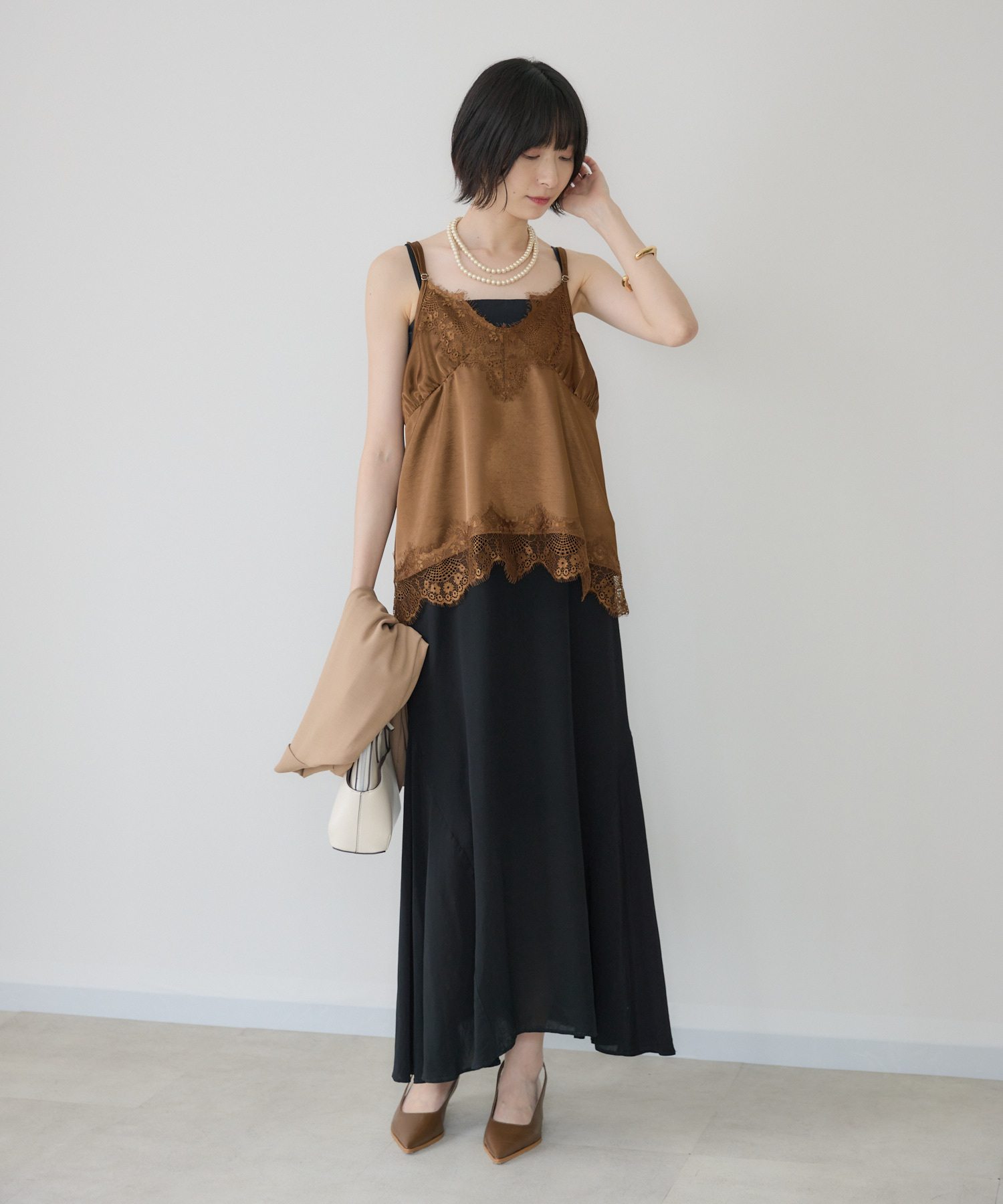 Dignite Collier サテンレースキャミ | IKG crossing