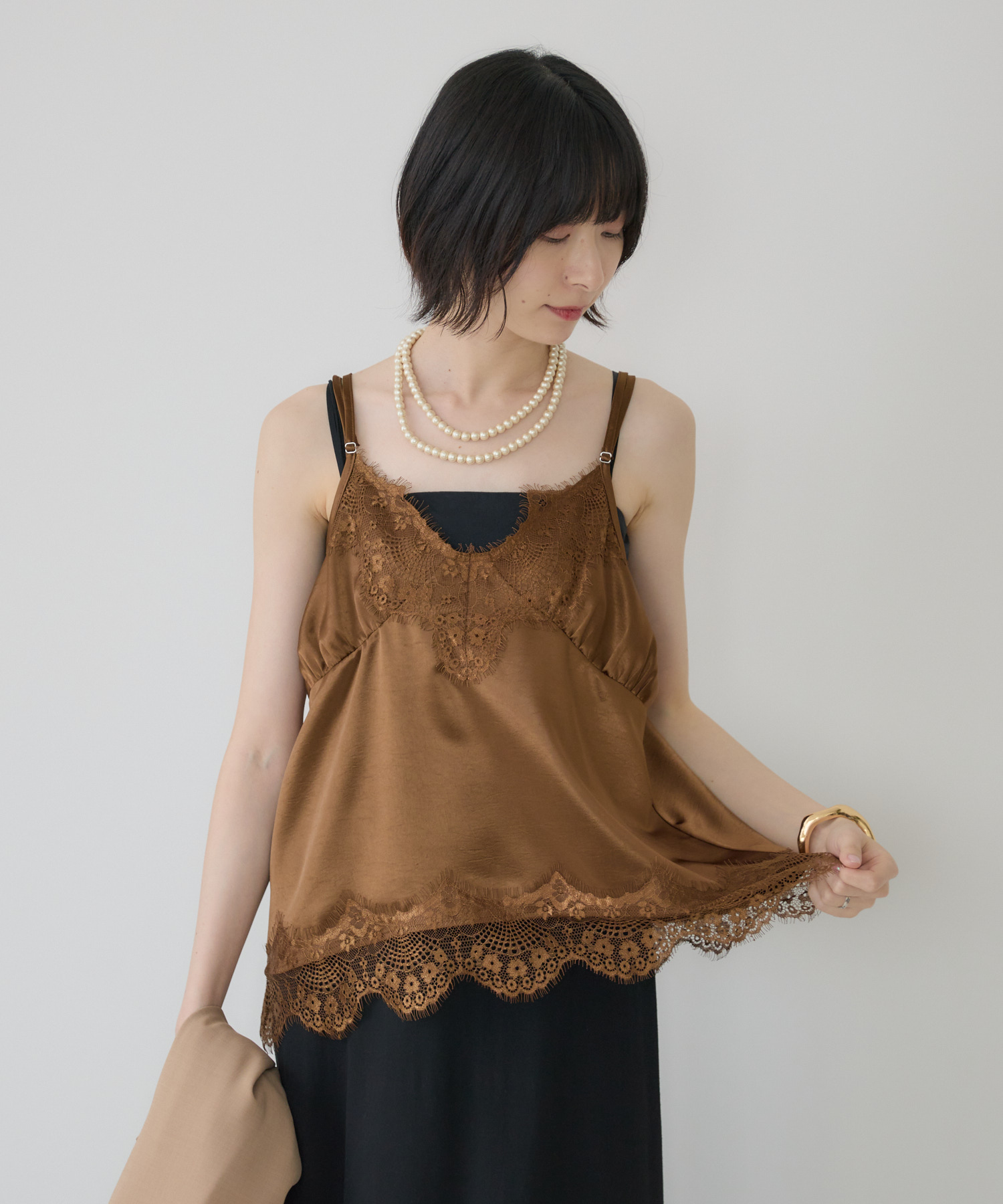 Dignite Collier サテンレースキャミ | IKG crossing