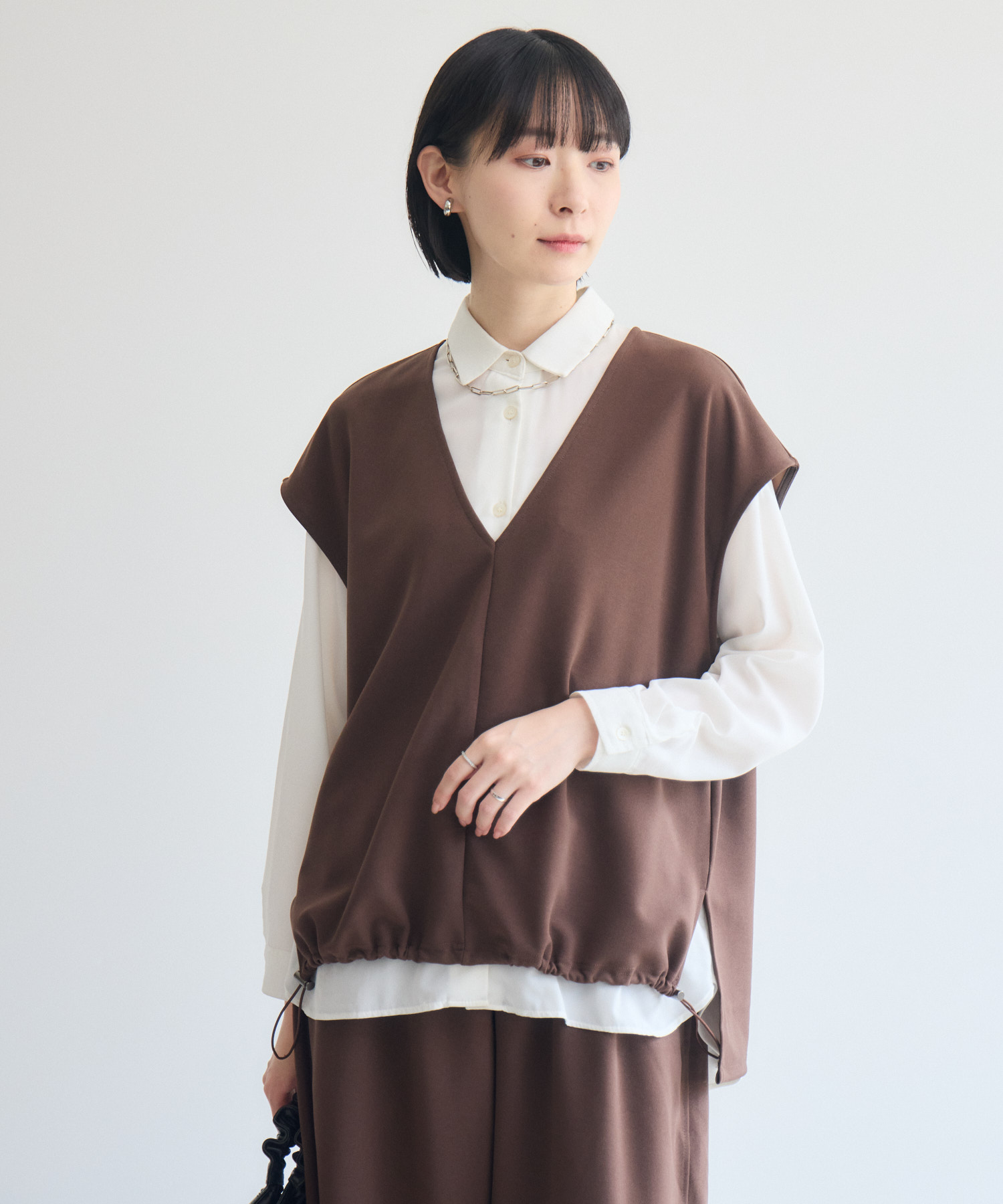 cloche カットジョーゼットVネックベスト | IKG crossing