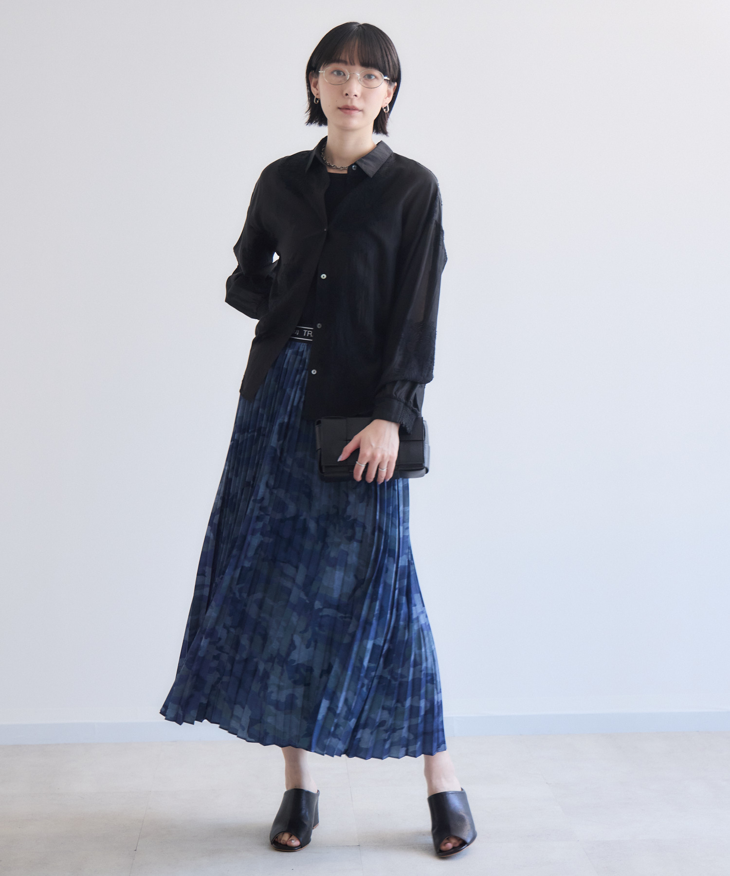 【新品タグ付き】T/R 刺繍プリーツ スカート TRANOI. カモフラージュプリーツスカート | IKG crossing