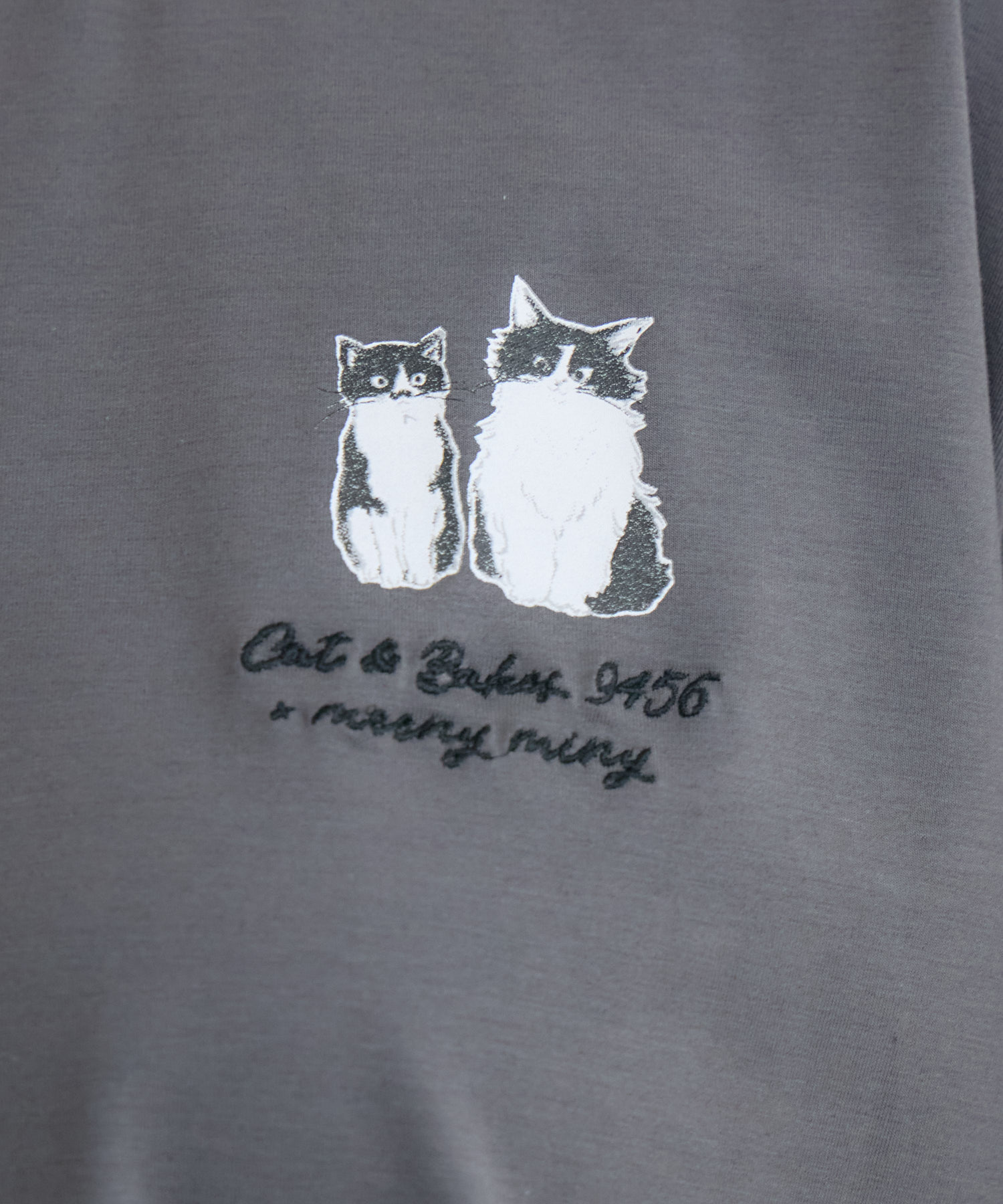 CAT & BAKES 9456『ドキッ 』ロンT / meeny miny | IKG crossing