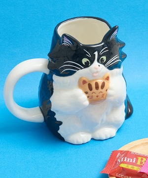 BLACK CATS 1982 U.S.A. ツアー丸型プレート&おまけバッジ付 CAT & BAKES 9456『BANDO』マグカップ / meeny miny | IKG crossing