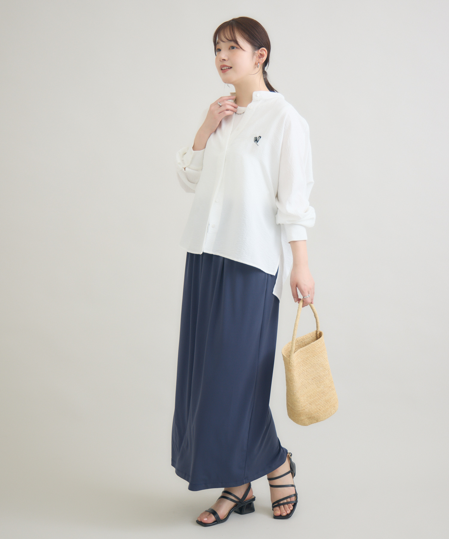 おひさま牧場】「ムギ」刺繍ホワイトシャツ / meeny miny | IKG crossing