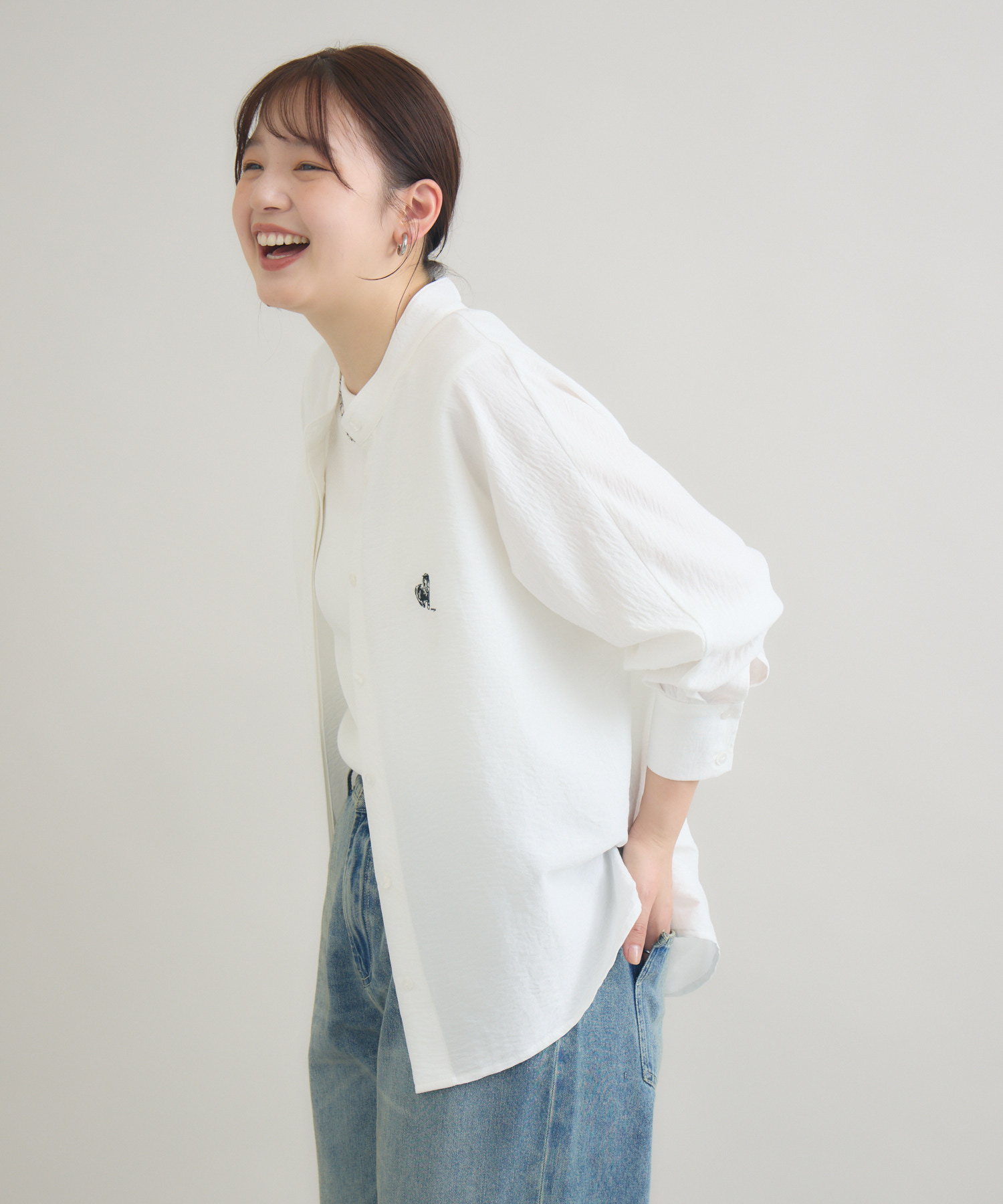 おひさま牧場】「ムギ」刺繍ホワイトシャツ / meeny miny | IKG crossing